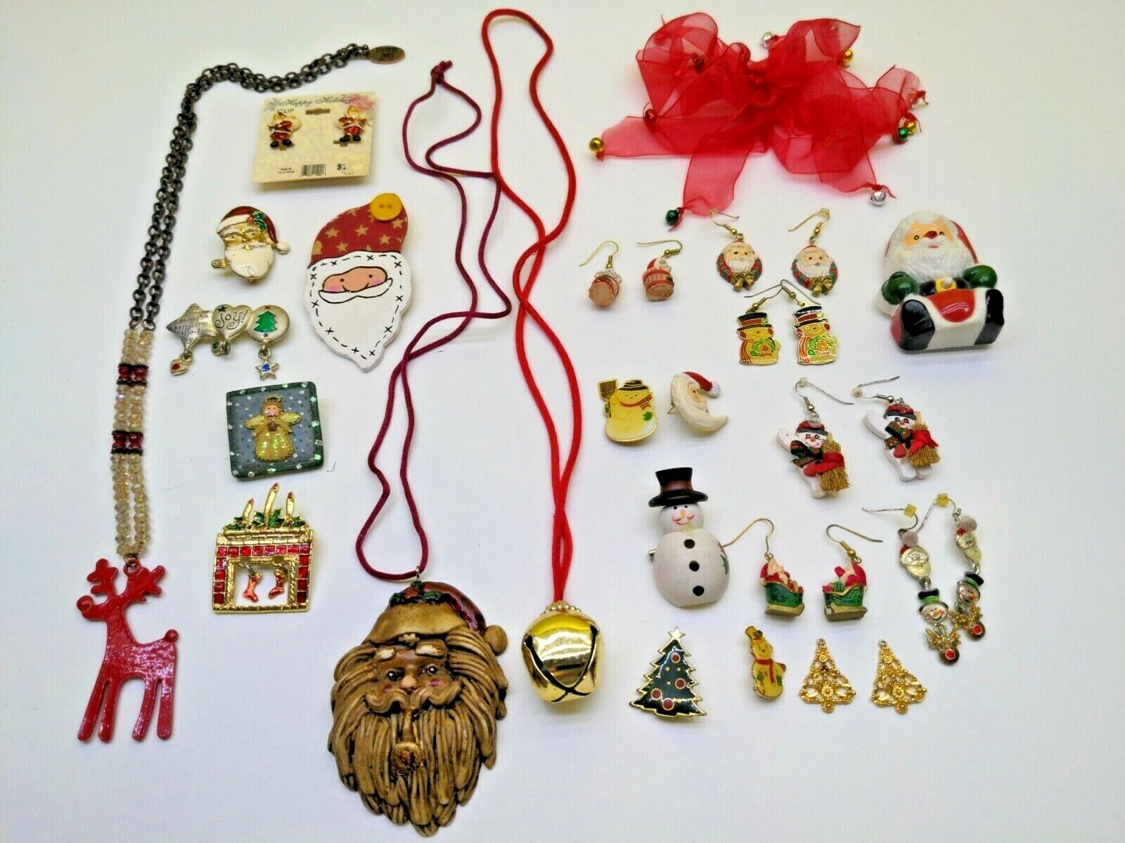 Vintage Collection of Christmas Holiday Fashion Pins Brooches Earrings Necklaces
