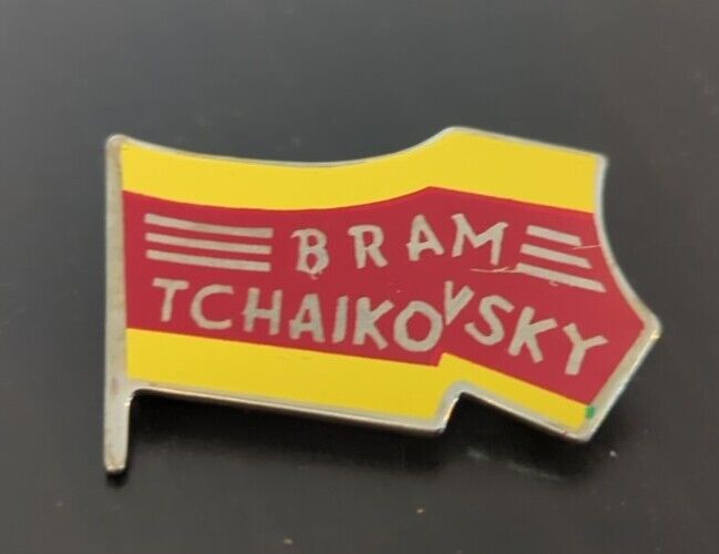 The Motors Bram Tchaikovsky Pin 70\'s New Wave & Punk Yellow/Red RARE FIND 