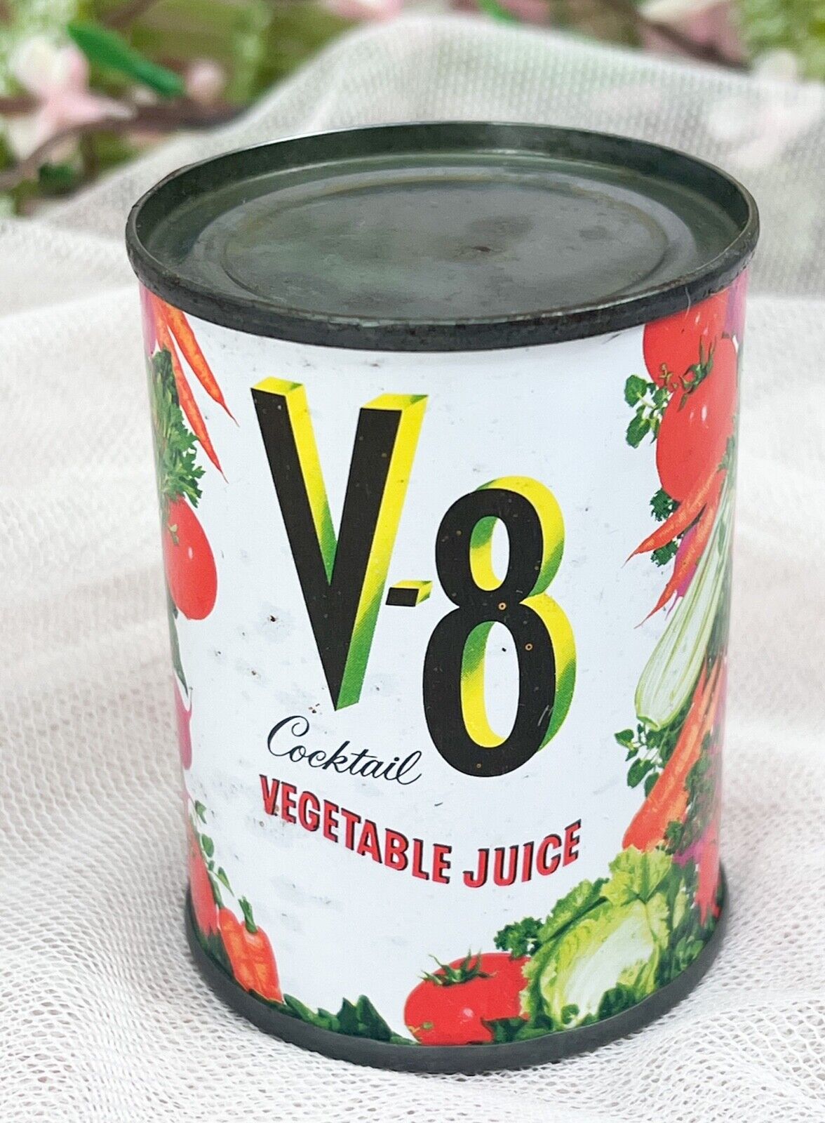 1950s V-8 COCKTAIL VEGETABLE JUICE Advertising Tin Mini Can Sealed Empty