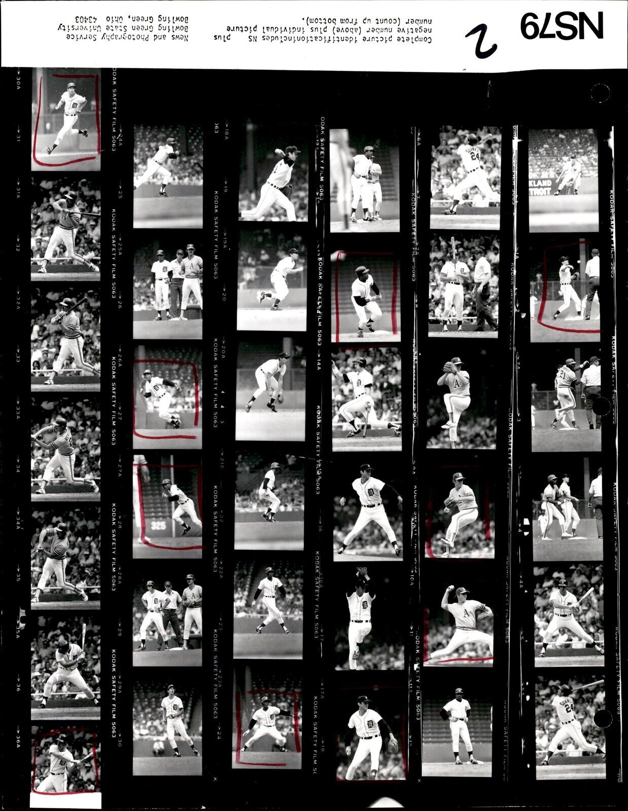 LD323 1979 Orig Contact Sheet Photo CHAMP SUMMERS DETROIT TIGERS - OAKLAND A'S