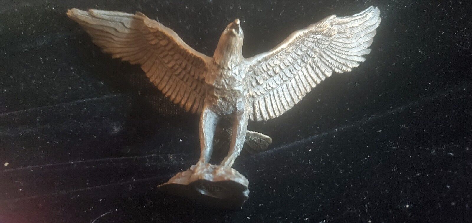 Bronze Avon 1985 Eagle sculpture Figurine America Source Of Fine Collectible