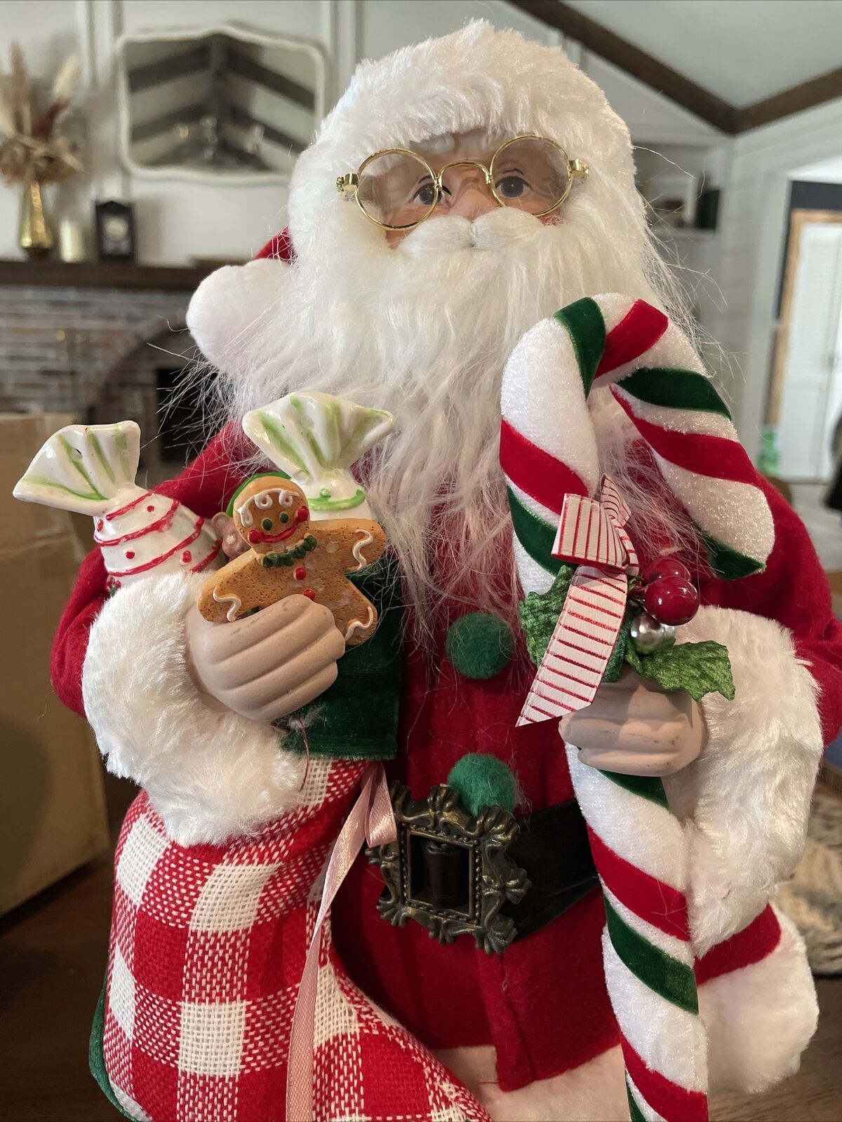 Beautiful Life-Like 18” Tall Santa Claus With Candy Cane And Gingerbread Man
