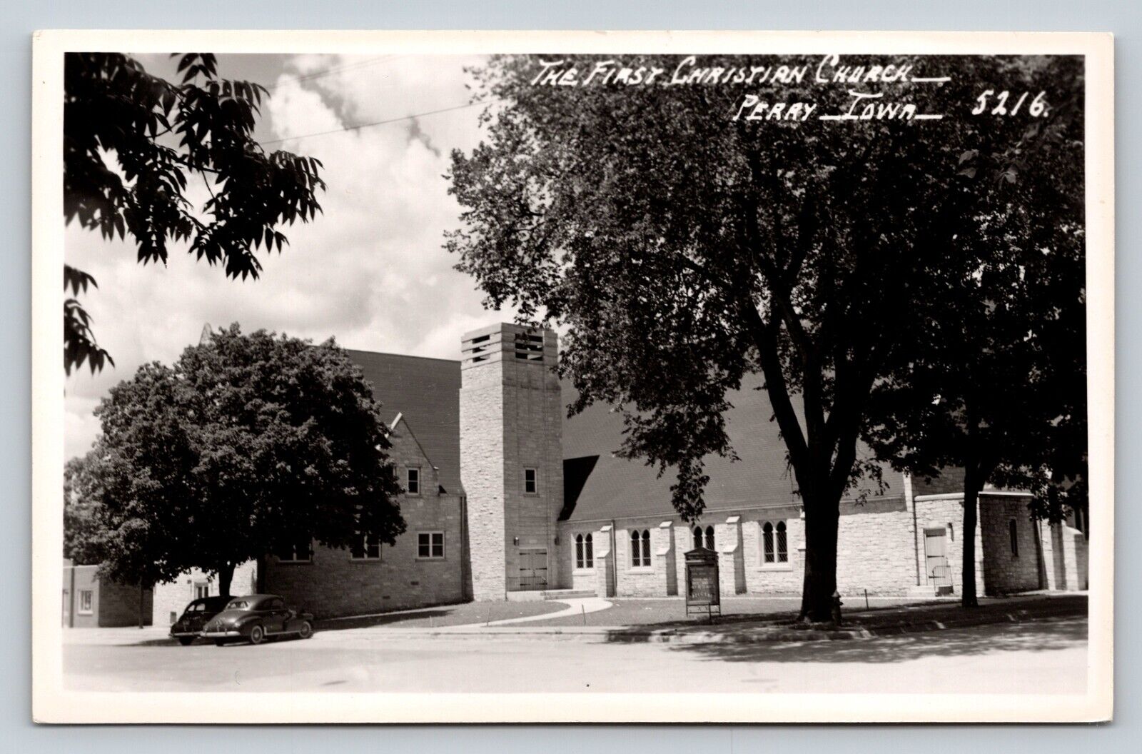 RPPC First Christian Church PERRY Iowa w/ Classic Cars VINTAGE Postcards