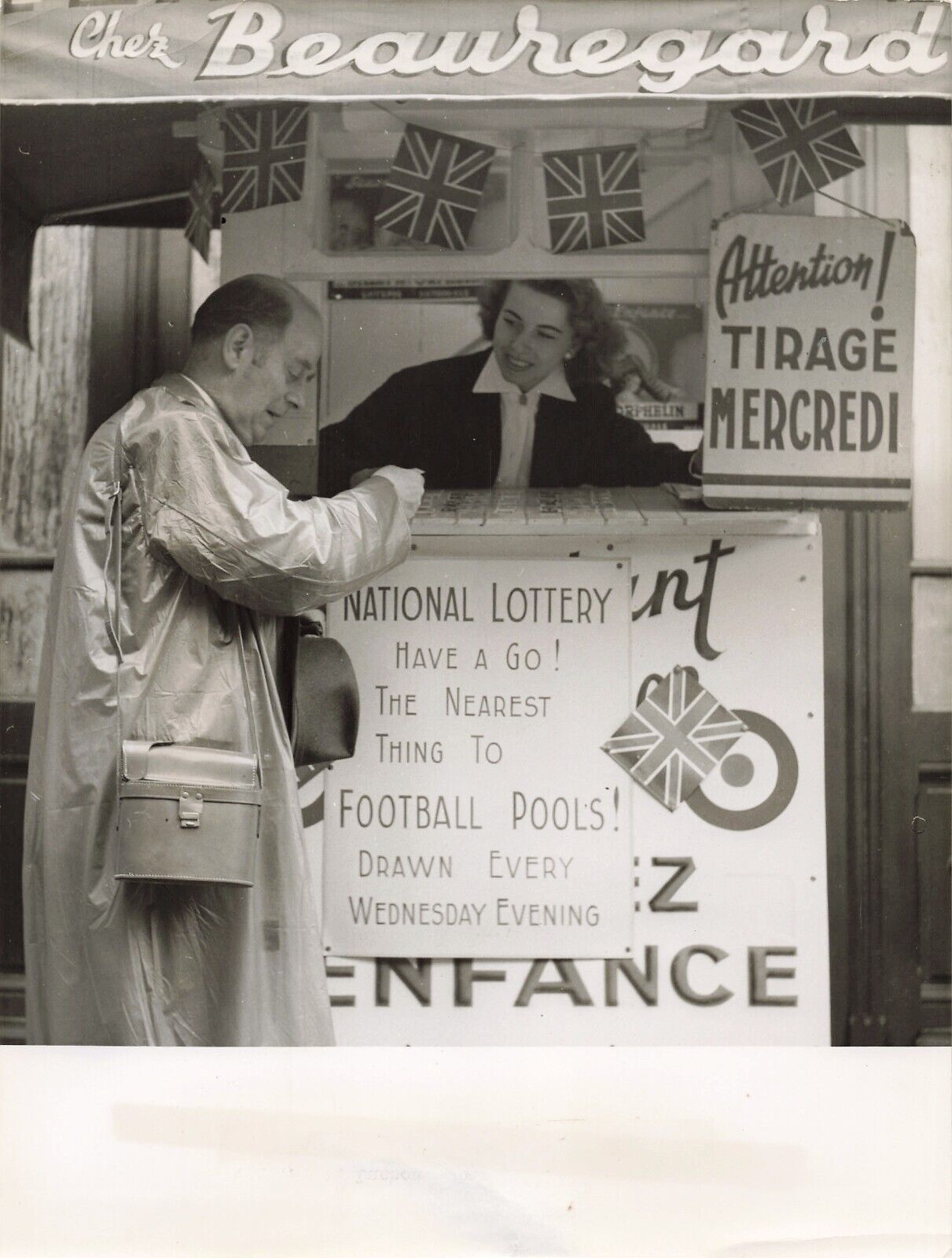 French Lottery Stand 1950s Press Photo British France Post War Beauregard *P88b