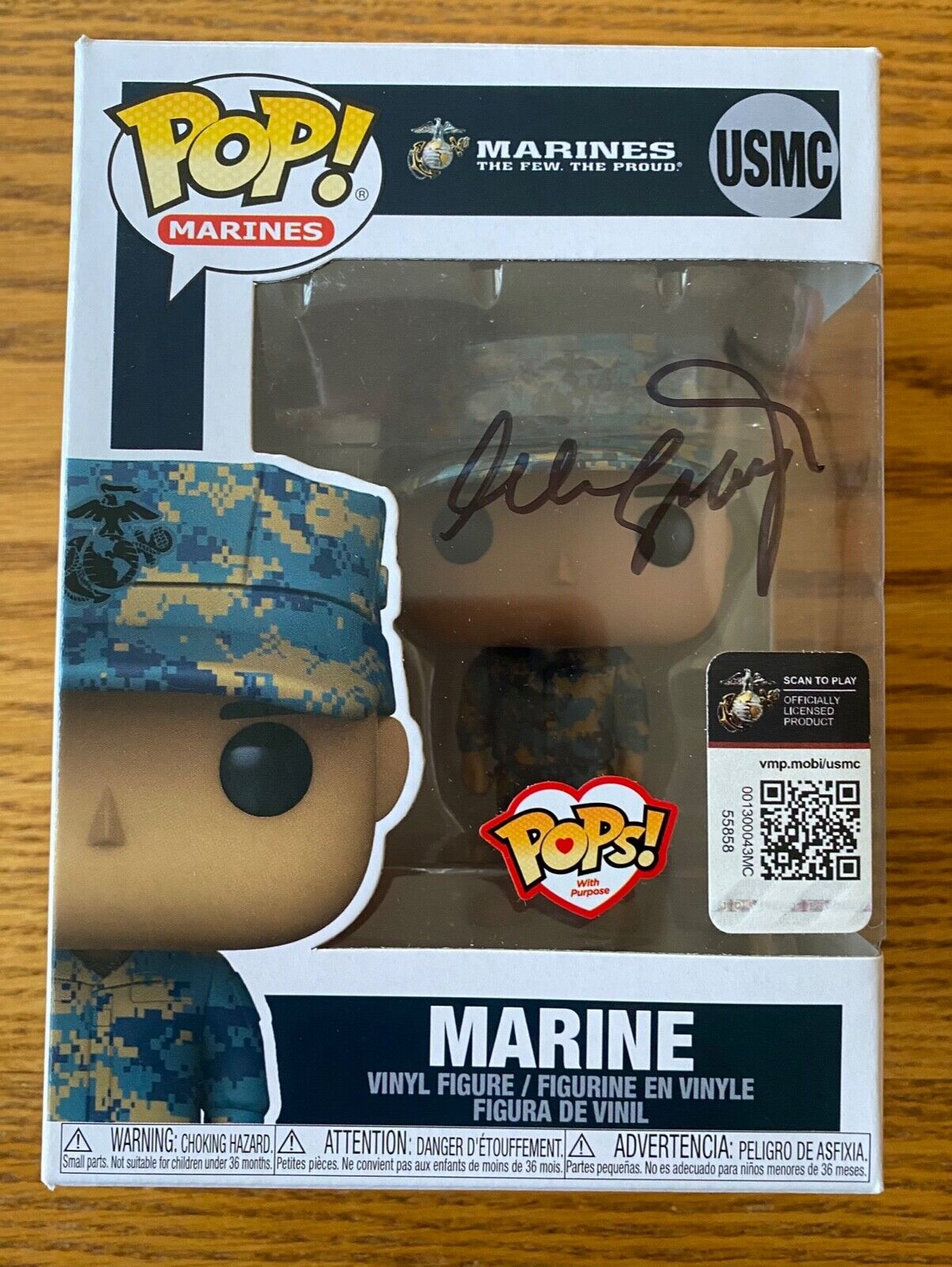 Alfred Gray US Marine Four Star General Signed Funko Beckett RARE A