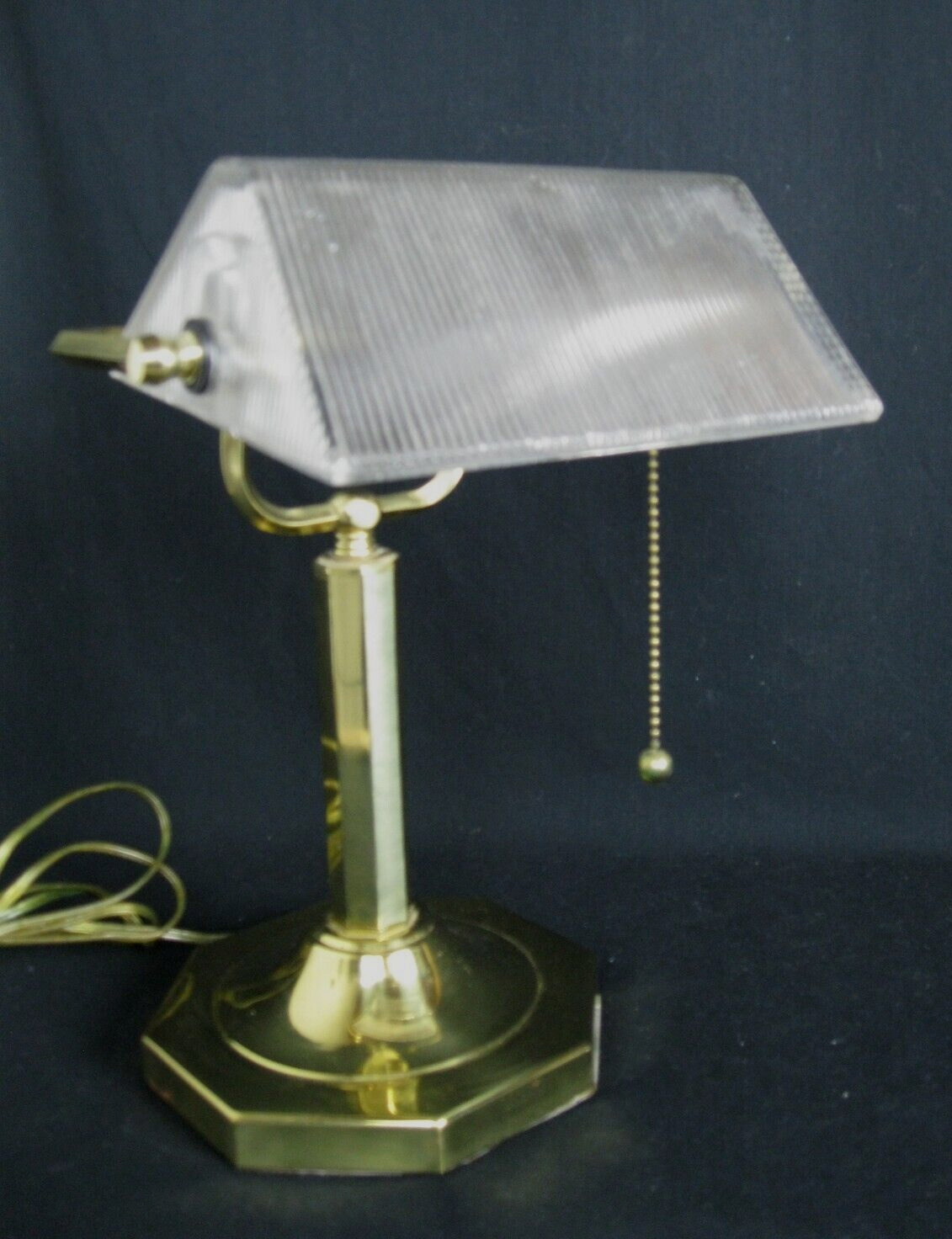 Vintage 1988 Dynasty Classics Brass Banker Desk Lamp Clear Ribbed Shade Art Deco