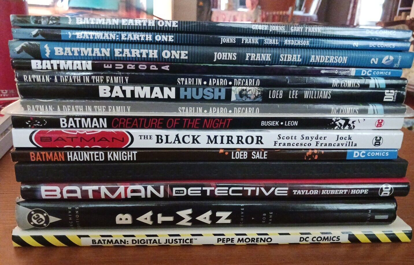 BATMAN Trades/Graphic Novels -- Pick and Choose Your Own DC COMICS