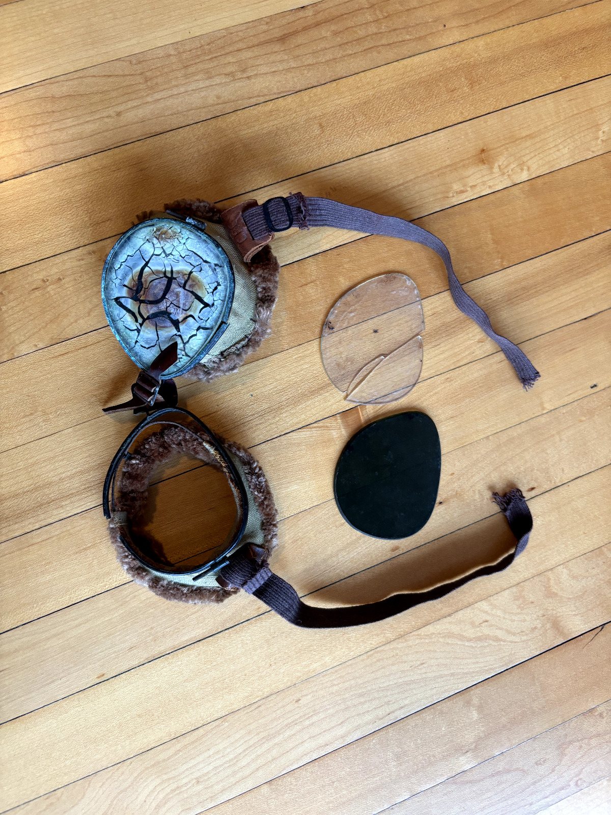 Vintage WWII US Army Ski/mountain Division pair of goggles Aviatior