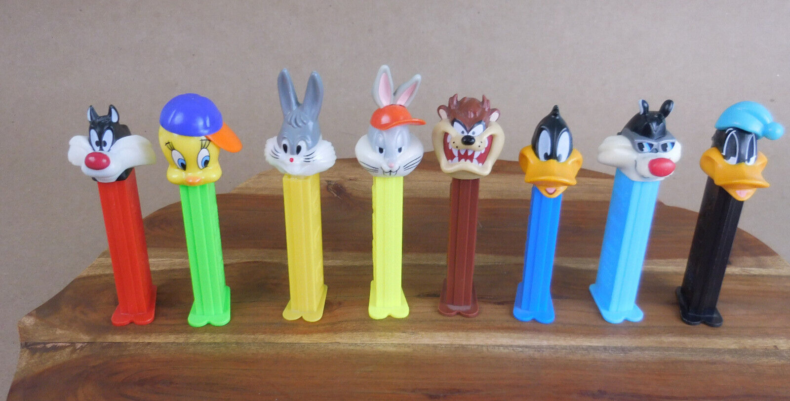PEZ Dispensers Looney Tunes Vintage Lot of 8 Assorted Characters