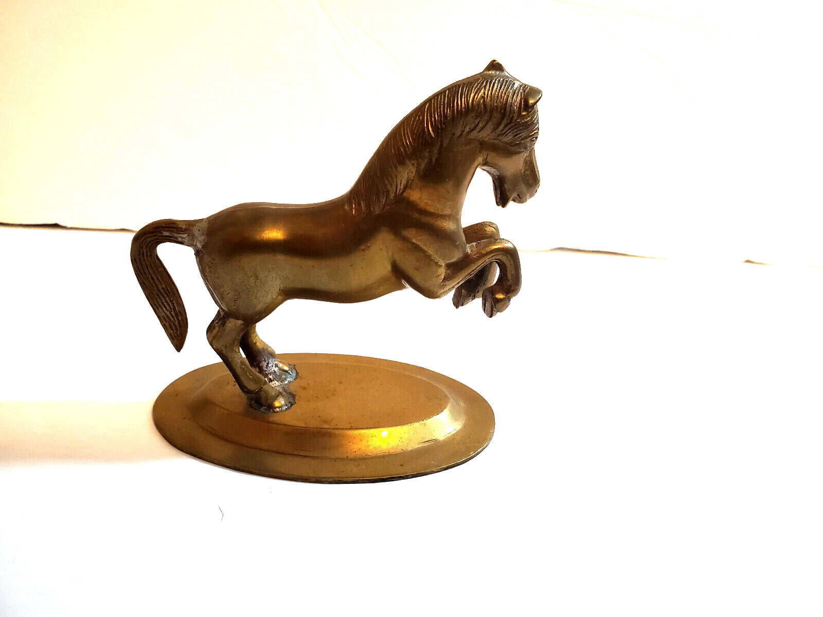 Horse Sculpture - figurine - Vintage solid brass - horse figurine EUC