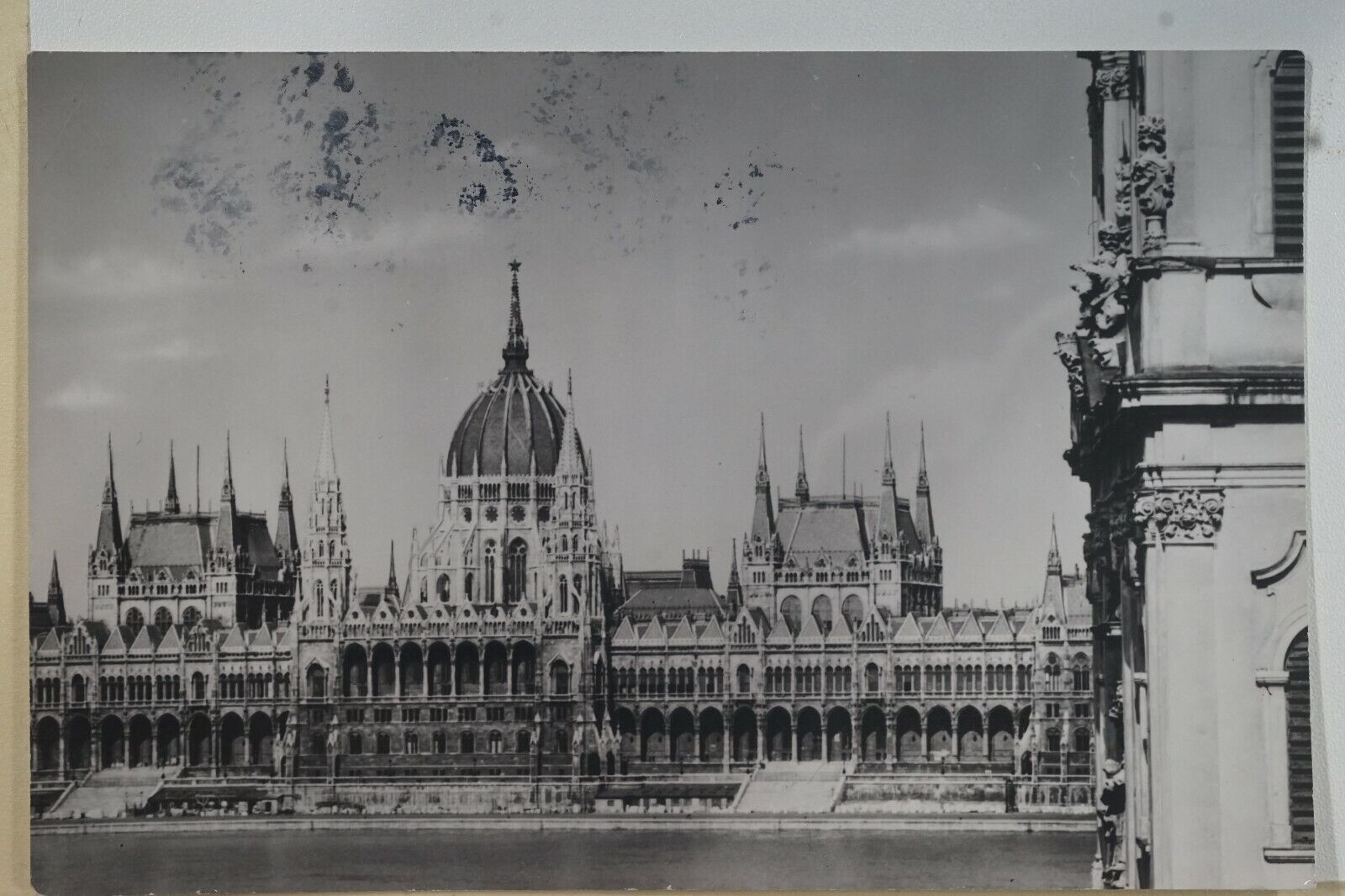 Parliament of  Budapest Orszaghaz Hungarian building photo postcard posted