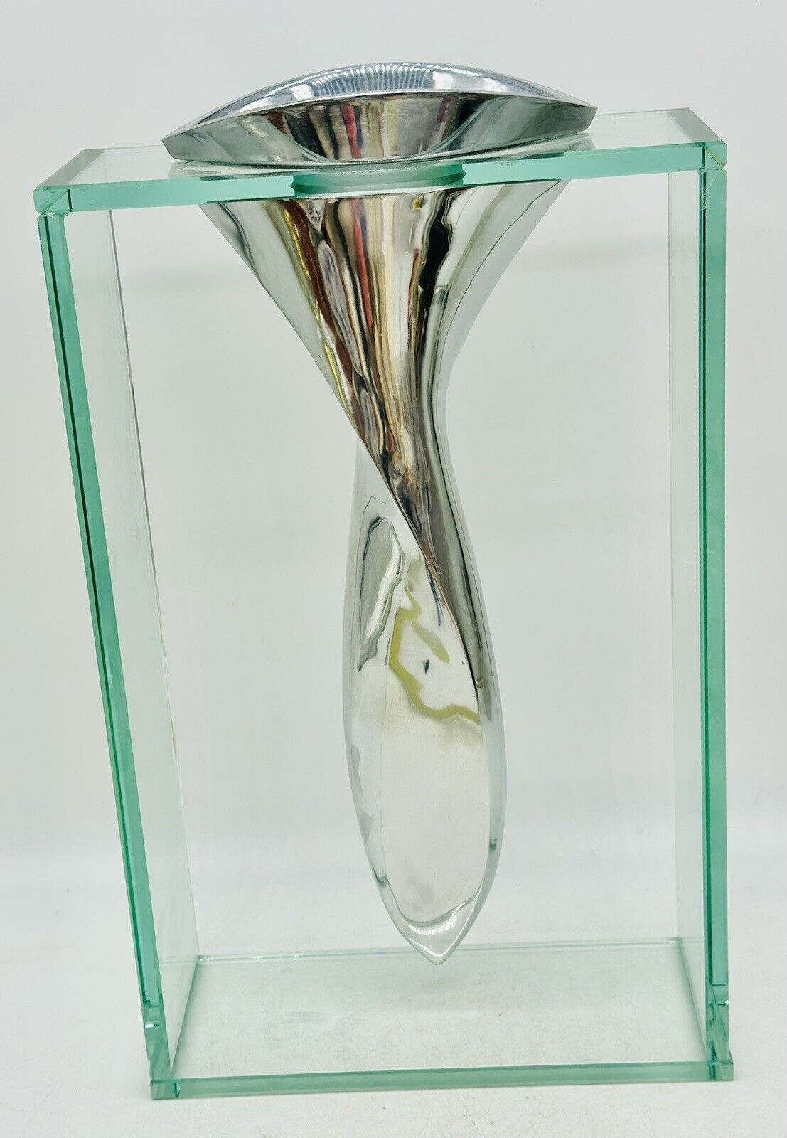 Vintage Lisa Mori For Inn Crystal - Glass And Aluminum Vase Tornado Modern Art
