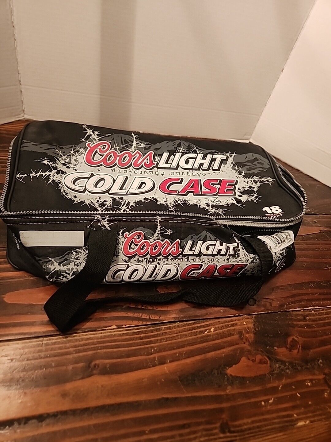 RARE Coors Light The Silver Bullet Insulated Cooler Bag Cold Case 18 Beer cans