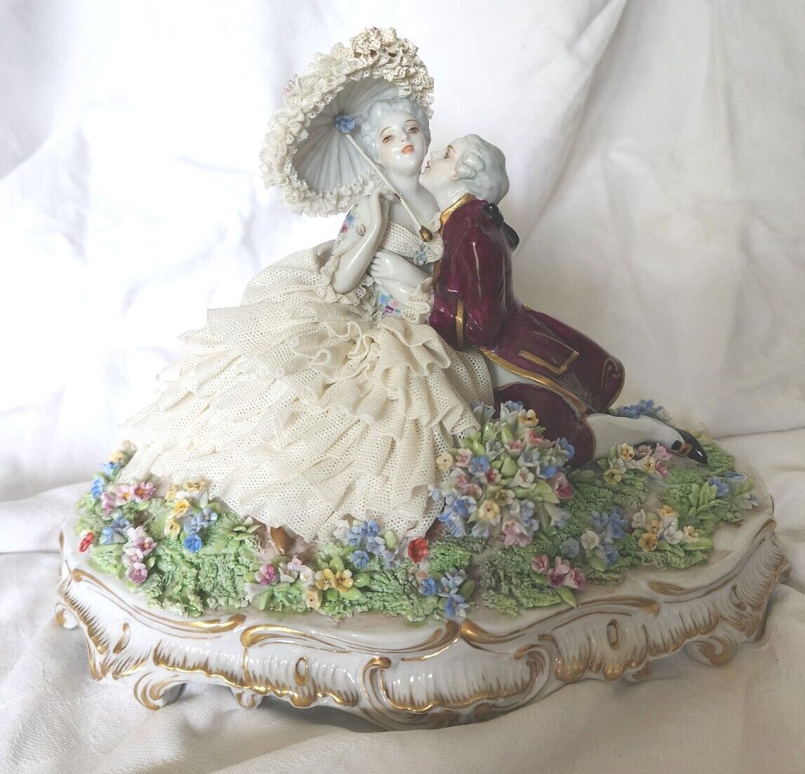 RARE Antique Capodimonte Luigi Fabris  Lace Man & Lady Figurine OUTSTANDING 