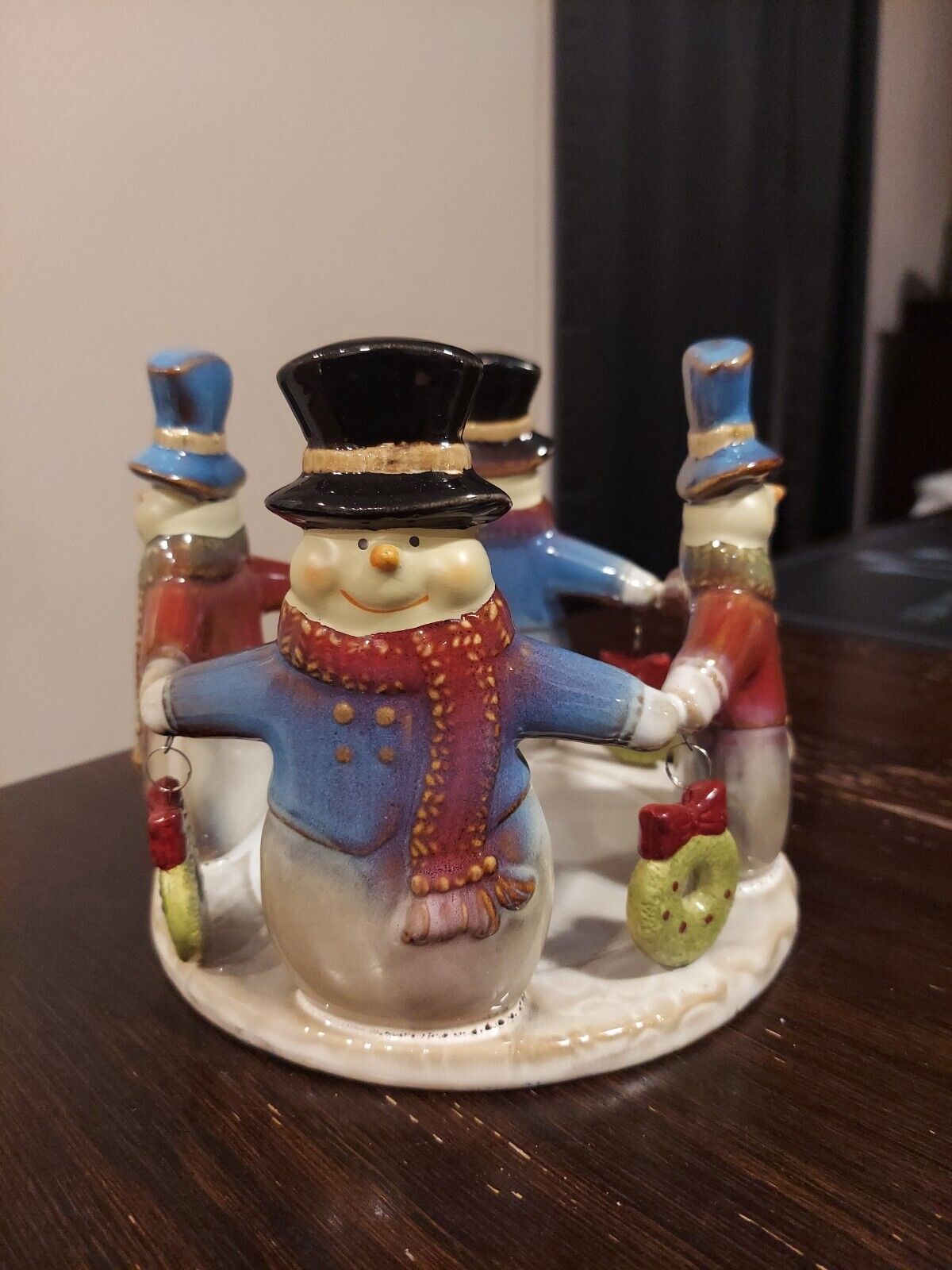 Christmasville Snowman Candle Holder With Led Candle. Coyne\'s And Company ❤️❤️
