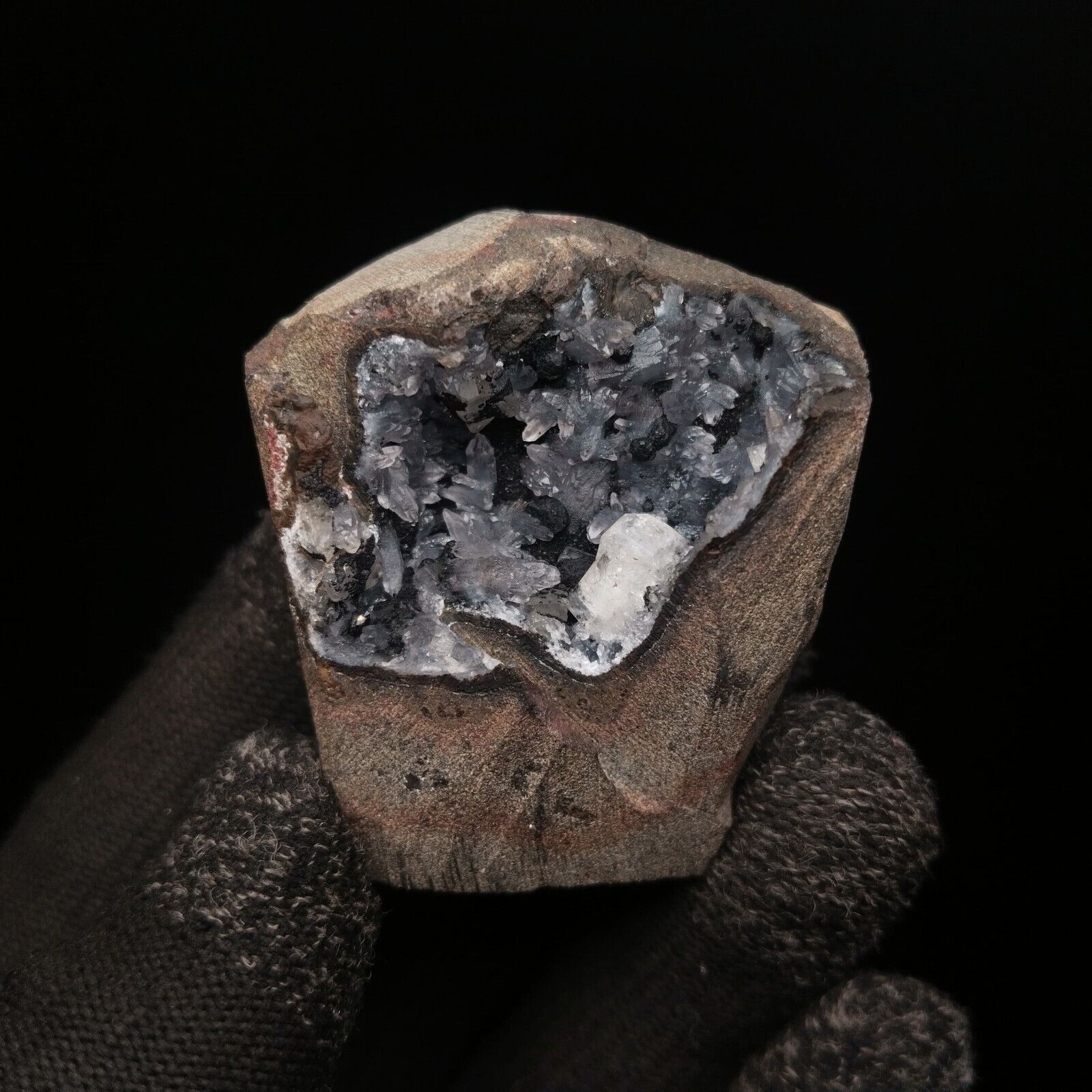 Mesmerizing Black Calcite Chalcedony Geode Rare Crystal Combination 70g 5x4x2cm