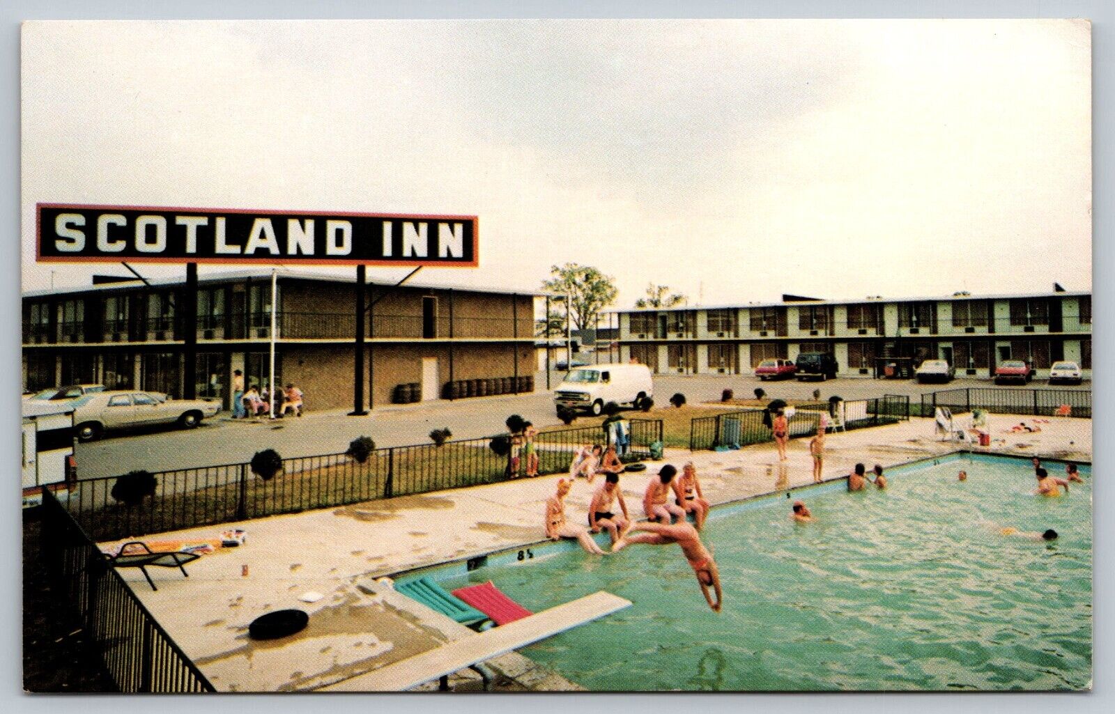 Georgetown KY- Kentucky, Scotland Inn, Outside View, Vintage Postcard