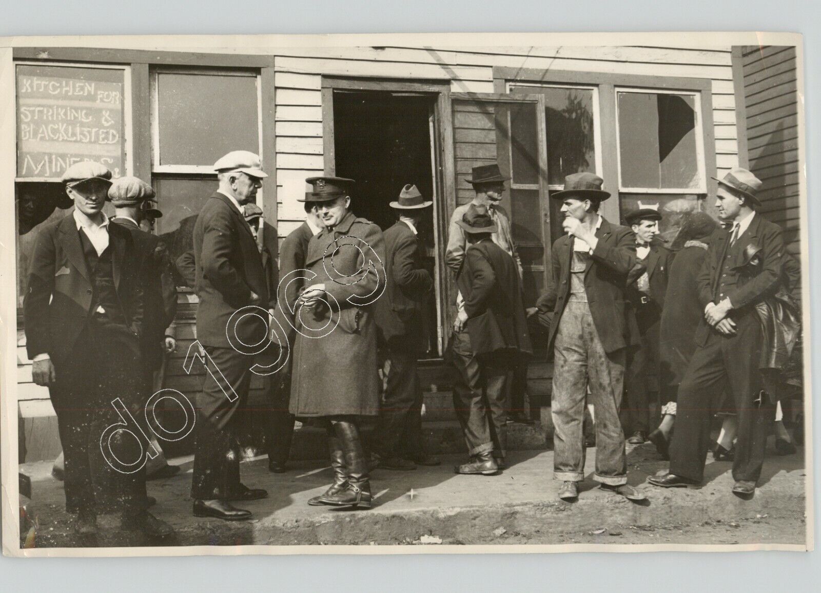 THEODORE DREISER Inspects KENTUCKY Mine Dur. COAL WARS Labor 1931 Press Photo