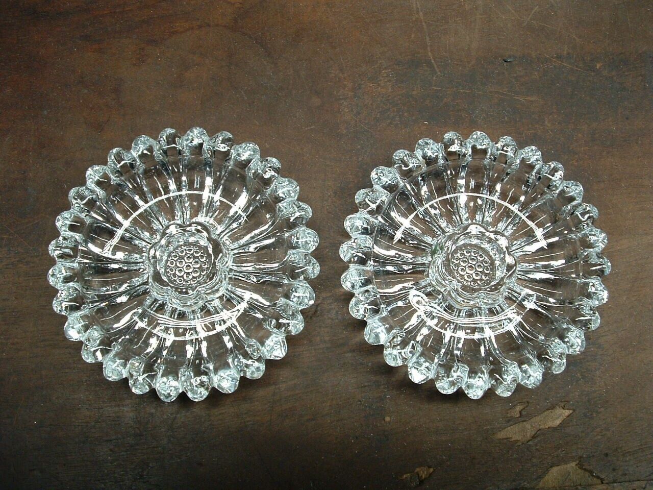PAIR OF TWO STUNNING GLASS CRYSTAL CANDLE HOLDERS