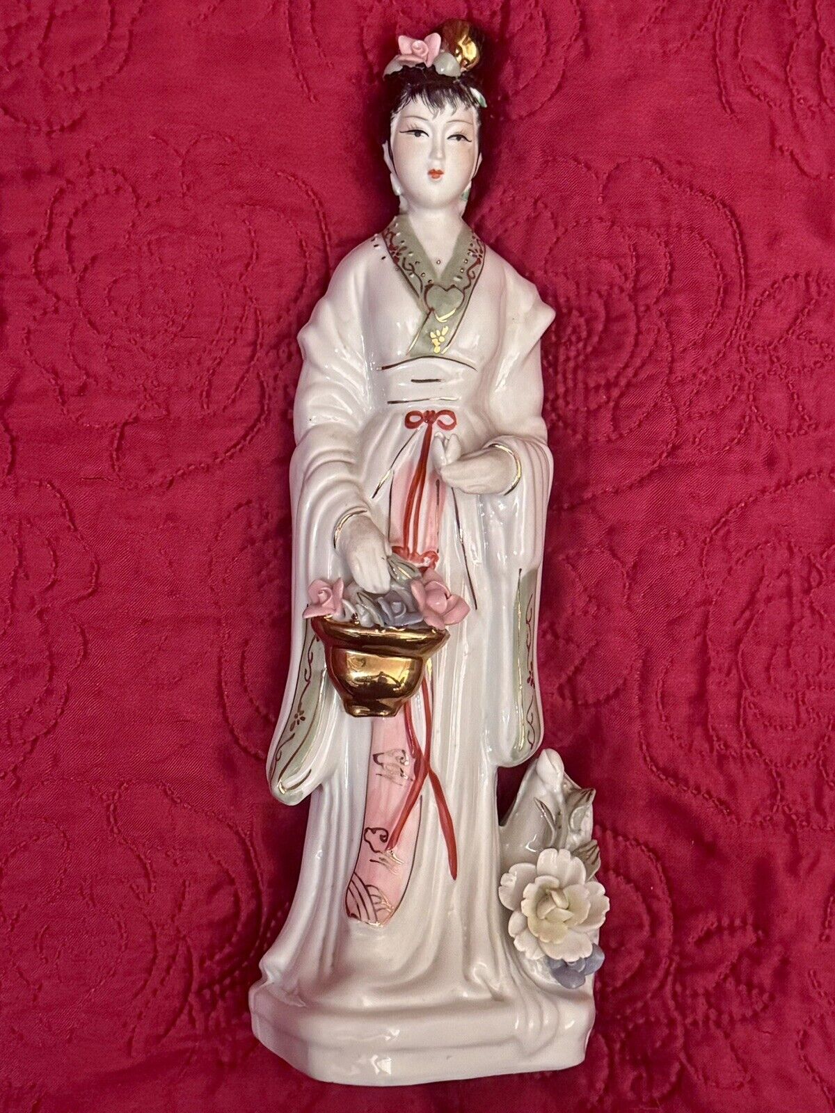 Vintage Chinese Porcelain Figurine of a Geisha Girl Lady with Flowers