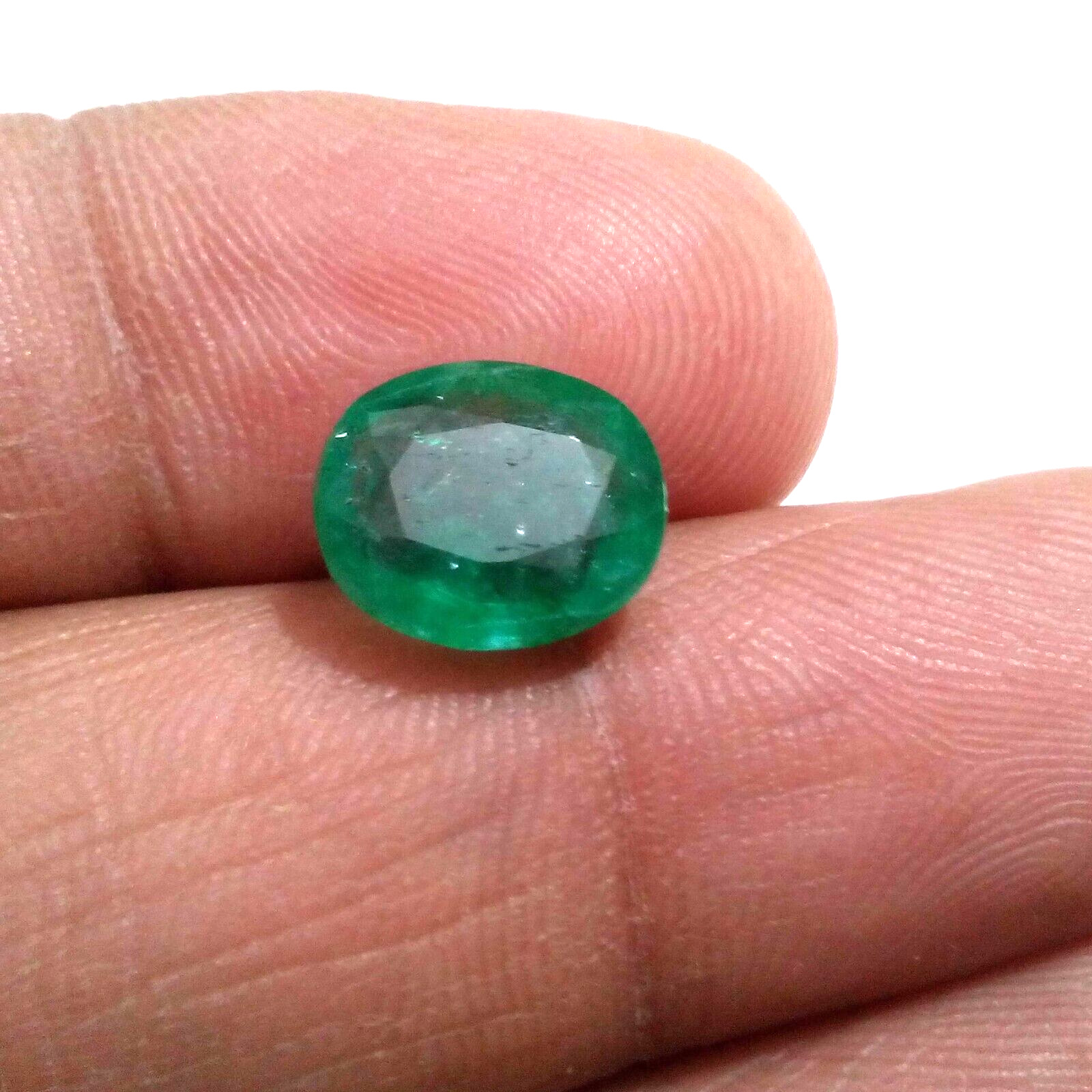 Fabulous Zambian Emerald Faceted Oval Shape 4.10 Crt Emerald Loose Gemstone