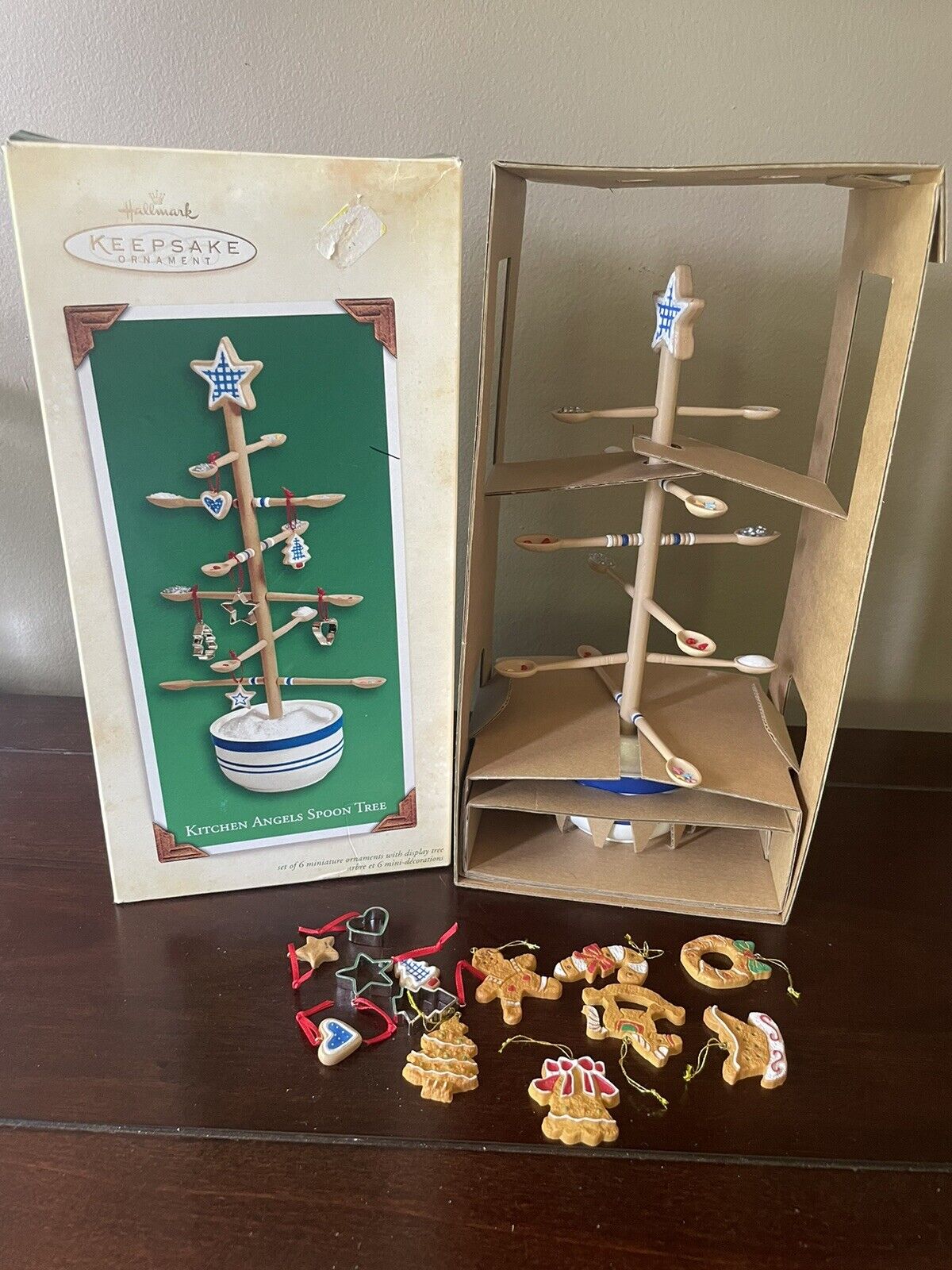 Hallmark 2003  Kitchen Angels Spoon Tabletop Tree set+ 6 bonus cookie Ornaments