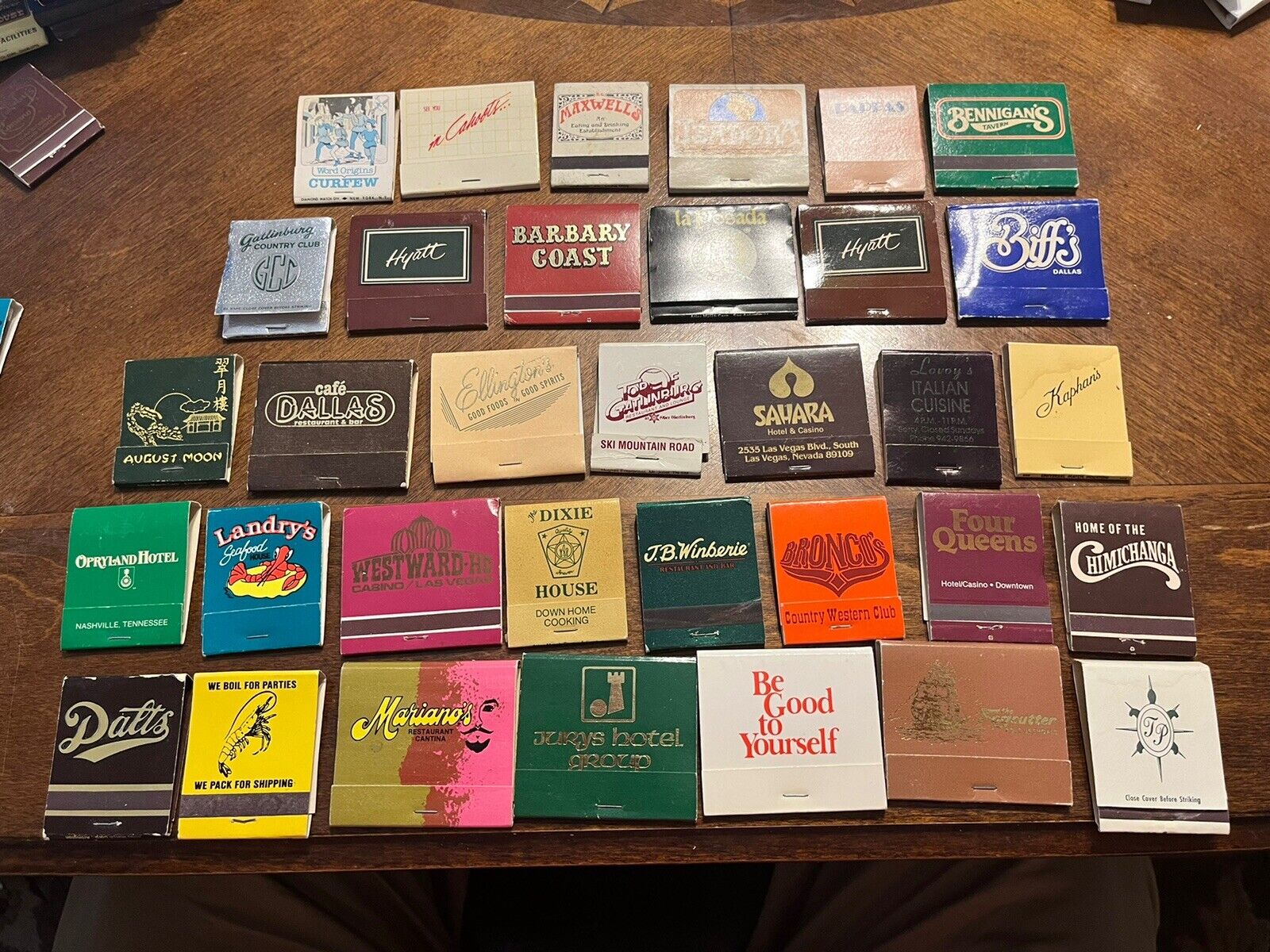 Vintage Lot  200+ Matchbooks & Matchboxes.... Most Unstruck... Casino Other