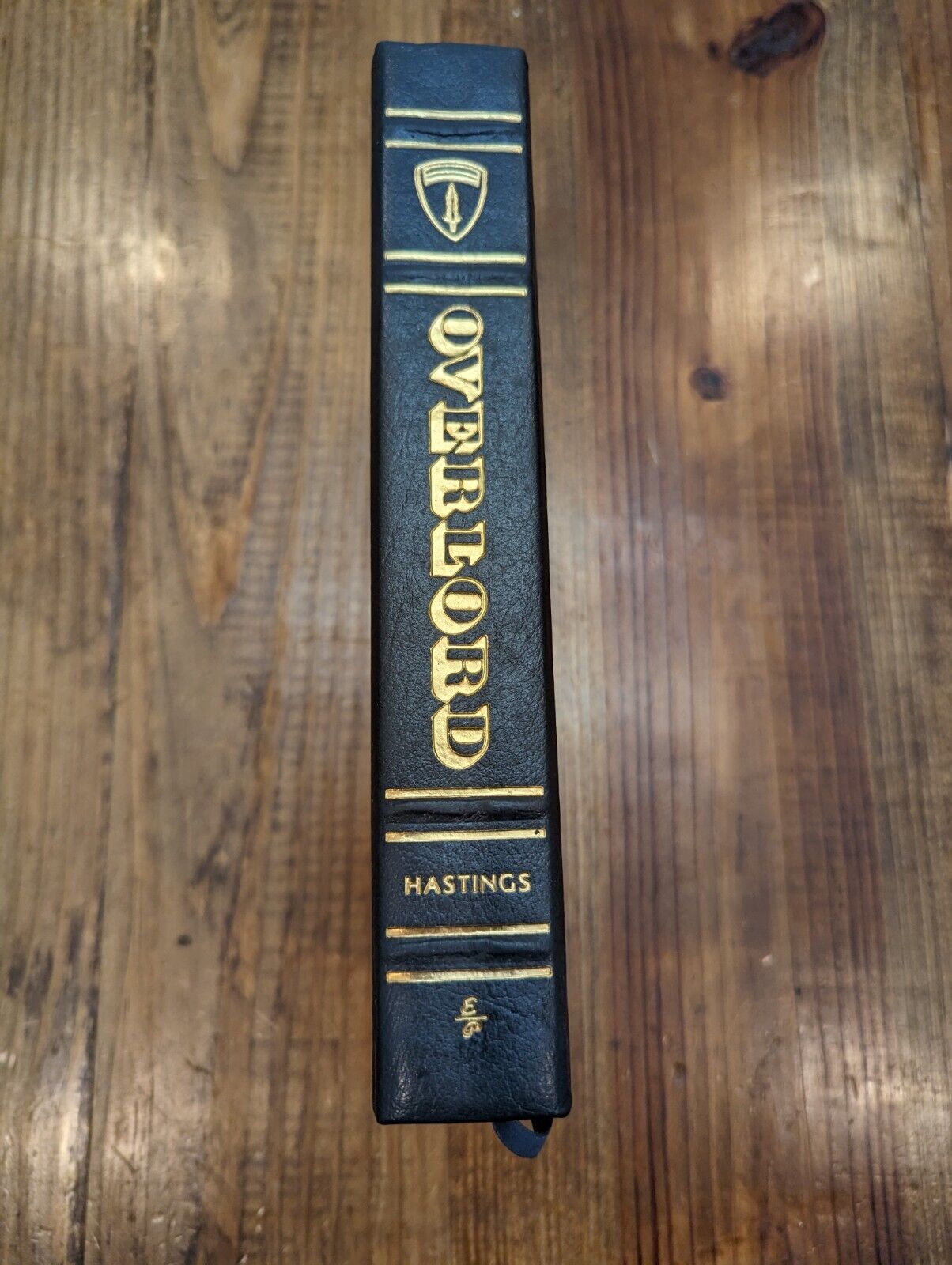 OVERLORD - MAX HASTINGS. COLLECTORS EDITION BOUND IN LEATHER. EASTON PRESS D-DAY