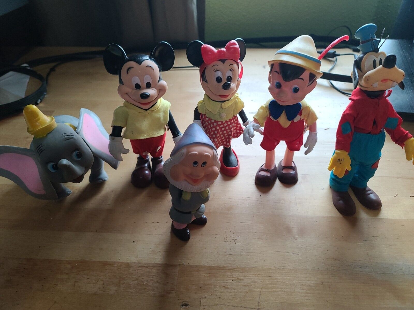 Vintage R. Dakin Co. Walt Disney Mickey, Minnie, Dumbo, Goofy Pinocchio Figures