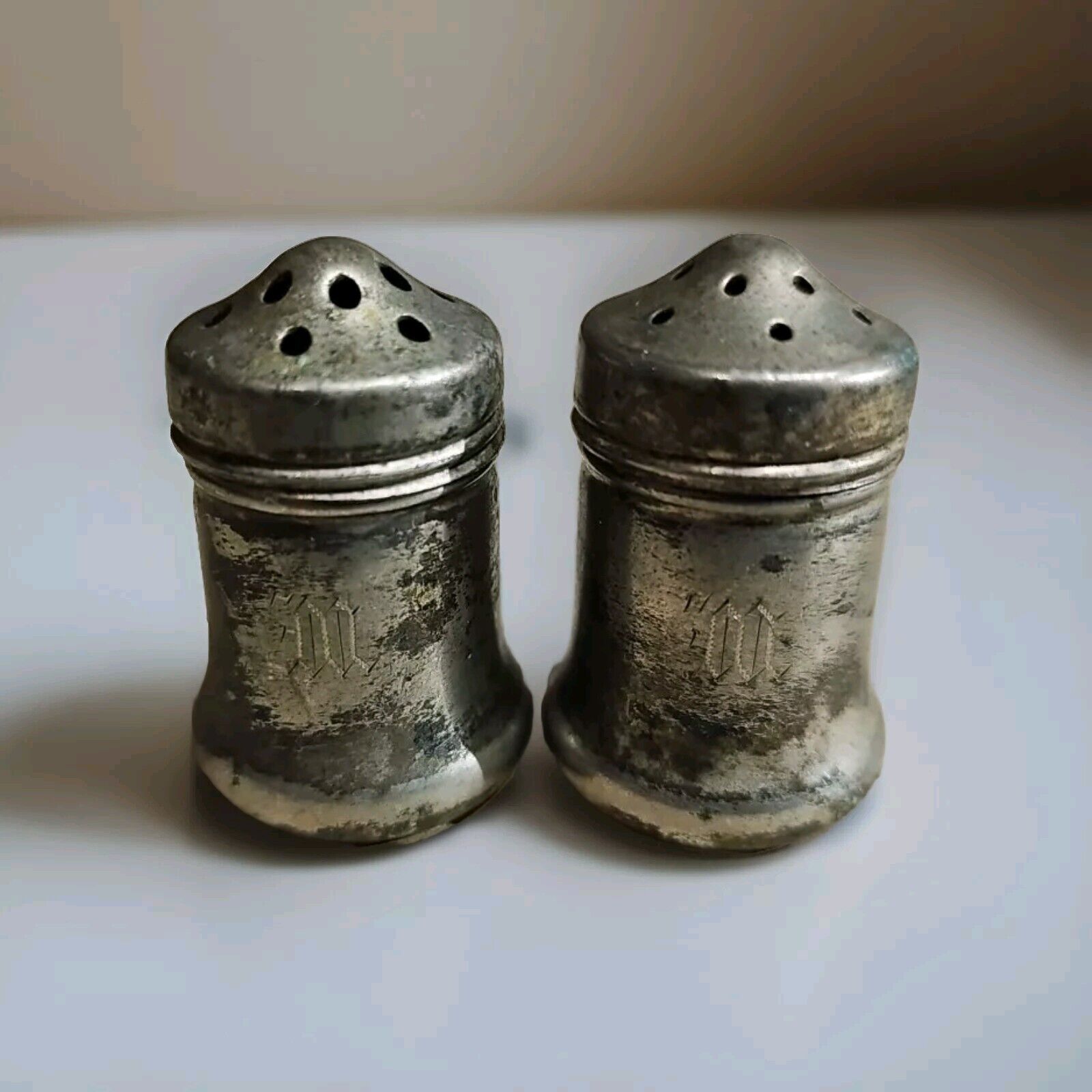 Salt and Pepper Small Shaker Sheffield EPNS Antique Vintage