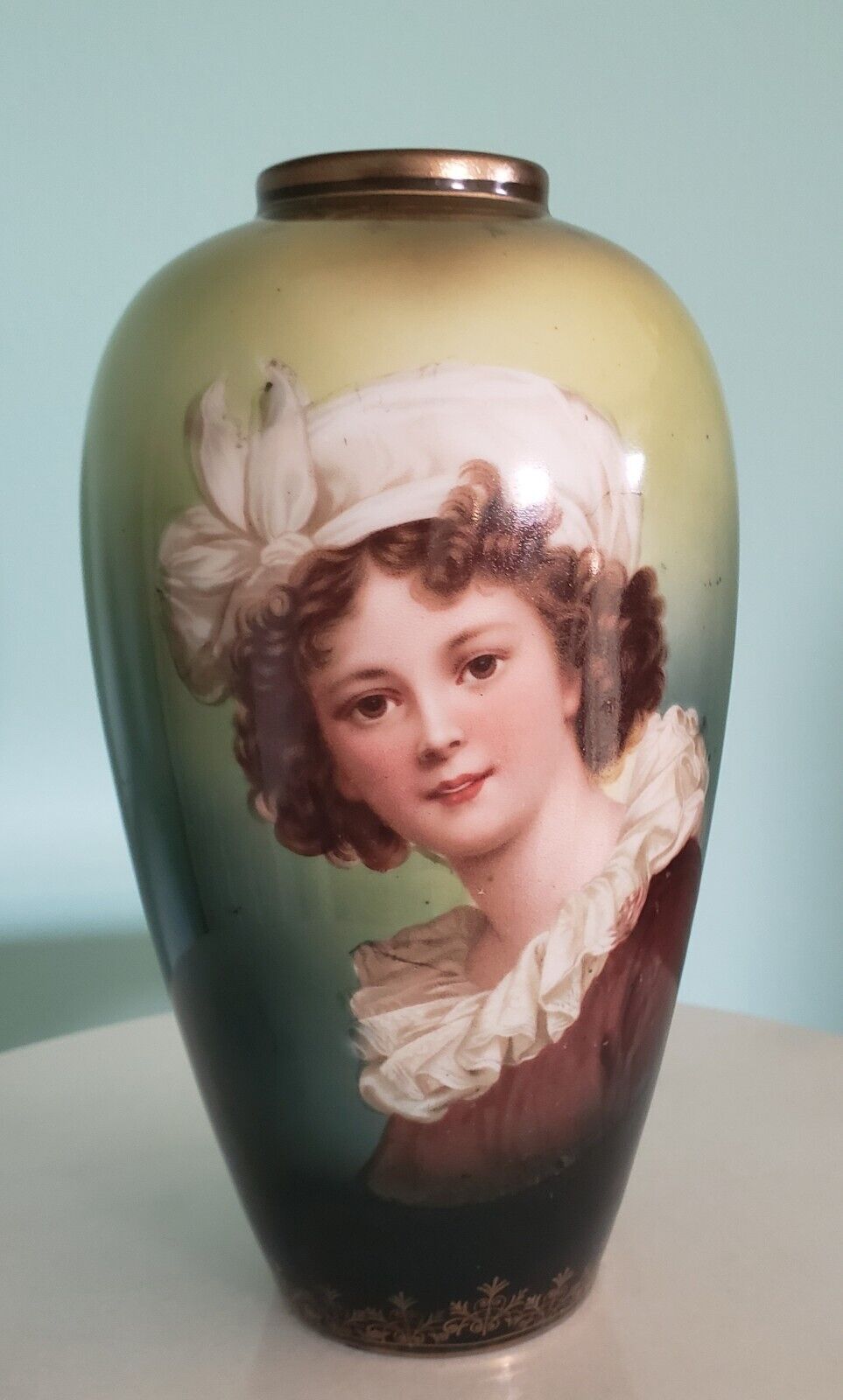 BEAUTIFUL Antique ROYAL VIENNA German Porcelain PORTRAIT VASE Urn, Madame Lebrun