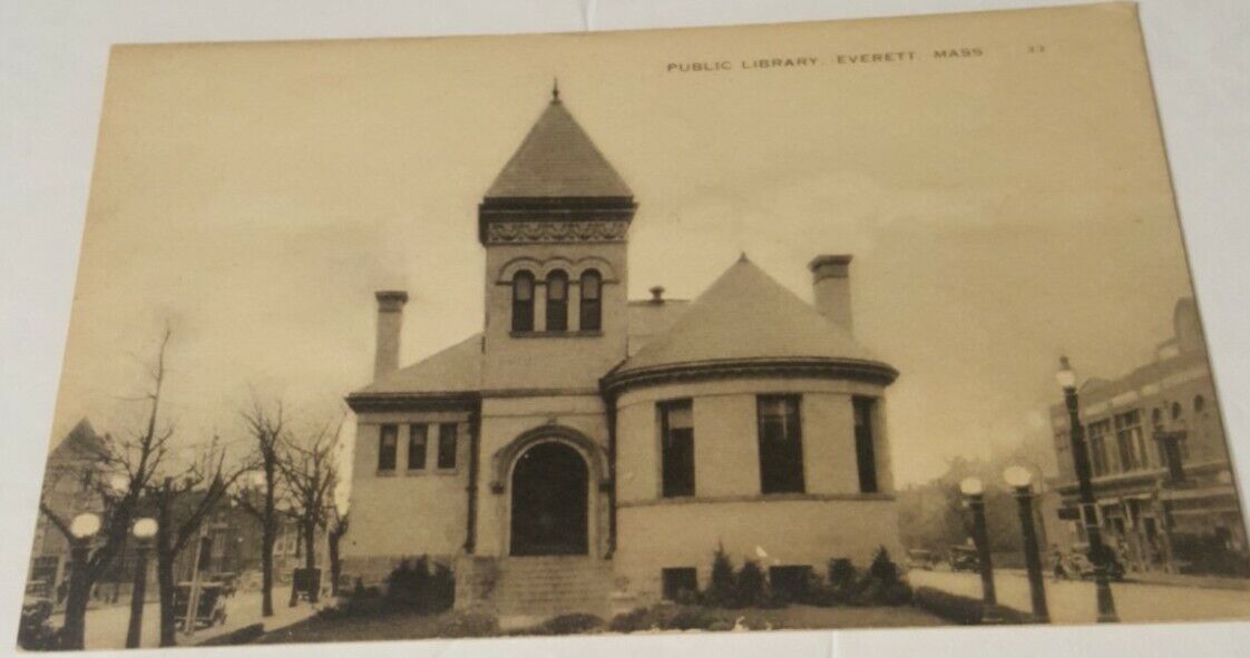 Vintage 1920s postcard Public Library building Everett Massachusetts 