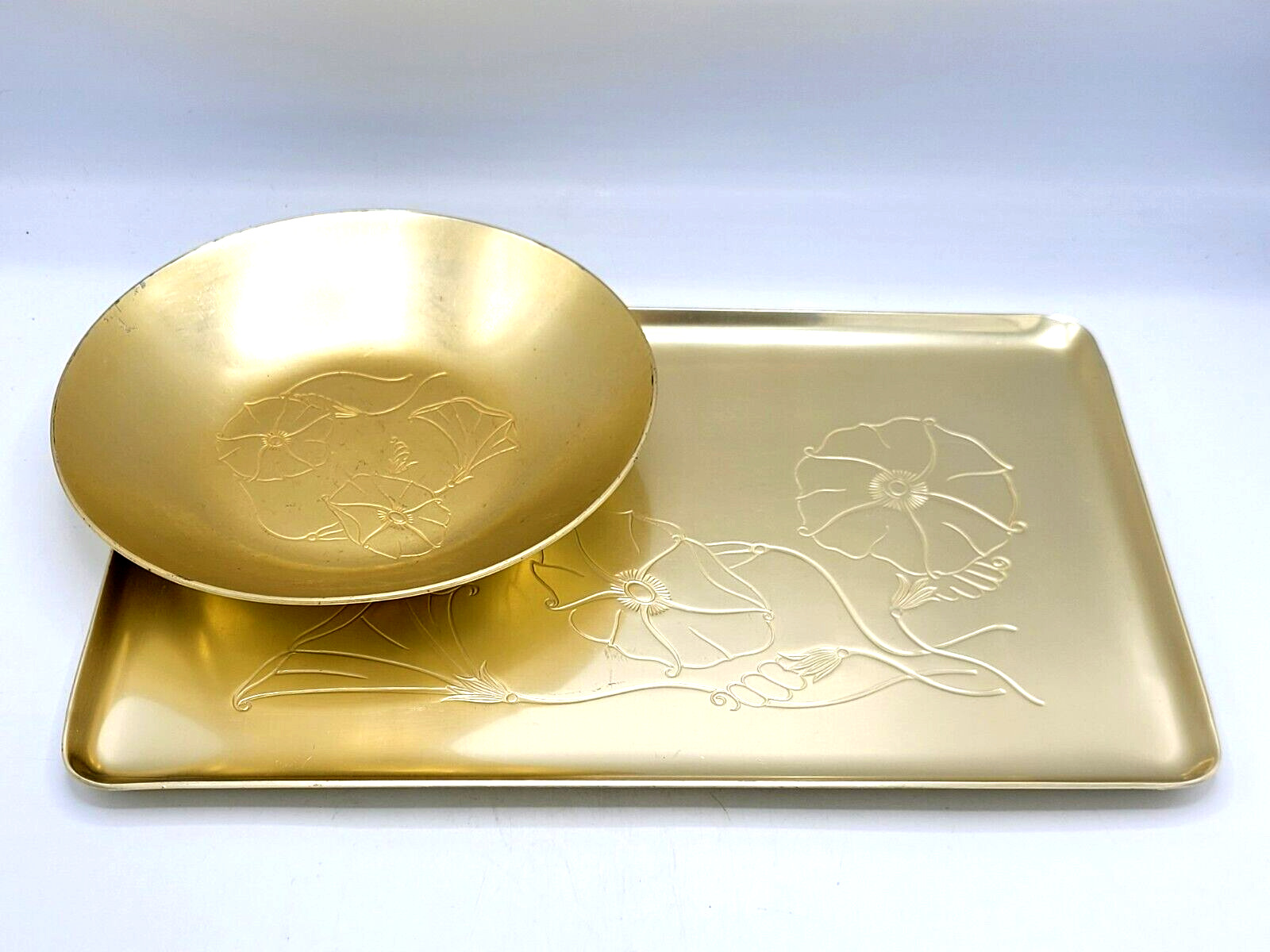 Vintage Neocraft by Everlast Gold Tone Aluminum Tray & Bowl Morning Glories