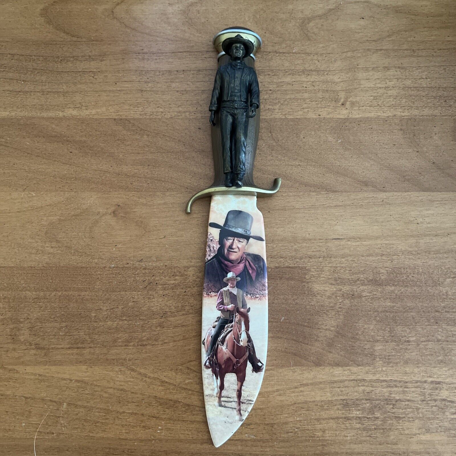 The Bradford Exchange John Wayne: an American Legend Collectible Knife Replica