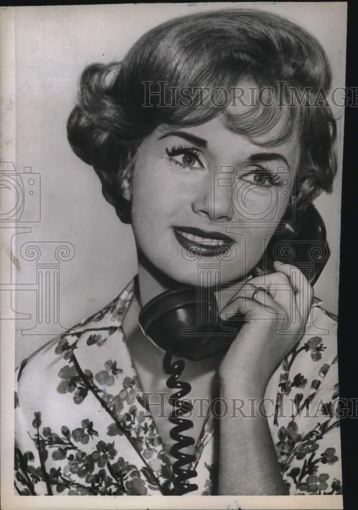 1960 Press Photo Actress Debbie Reynolds - hcq05976
