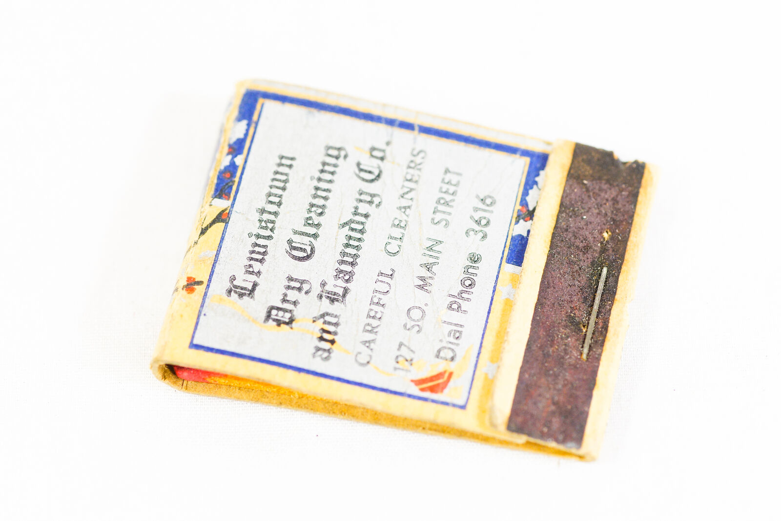 Lewistown Dry Cleaning Season Greetings 1950s Unstruck Matchbook Cover