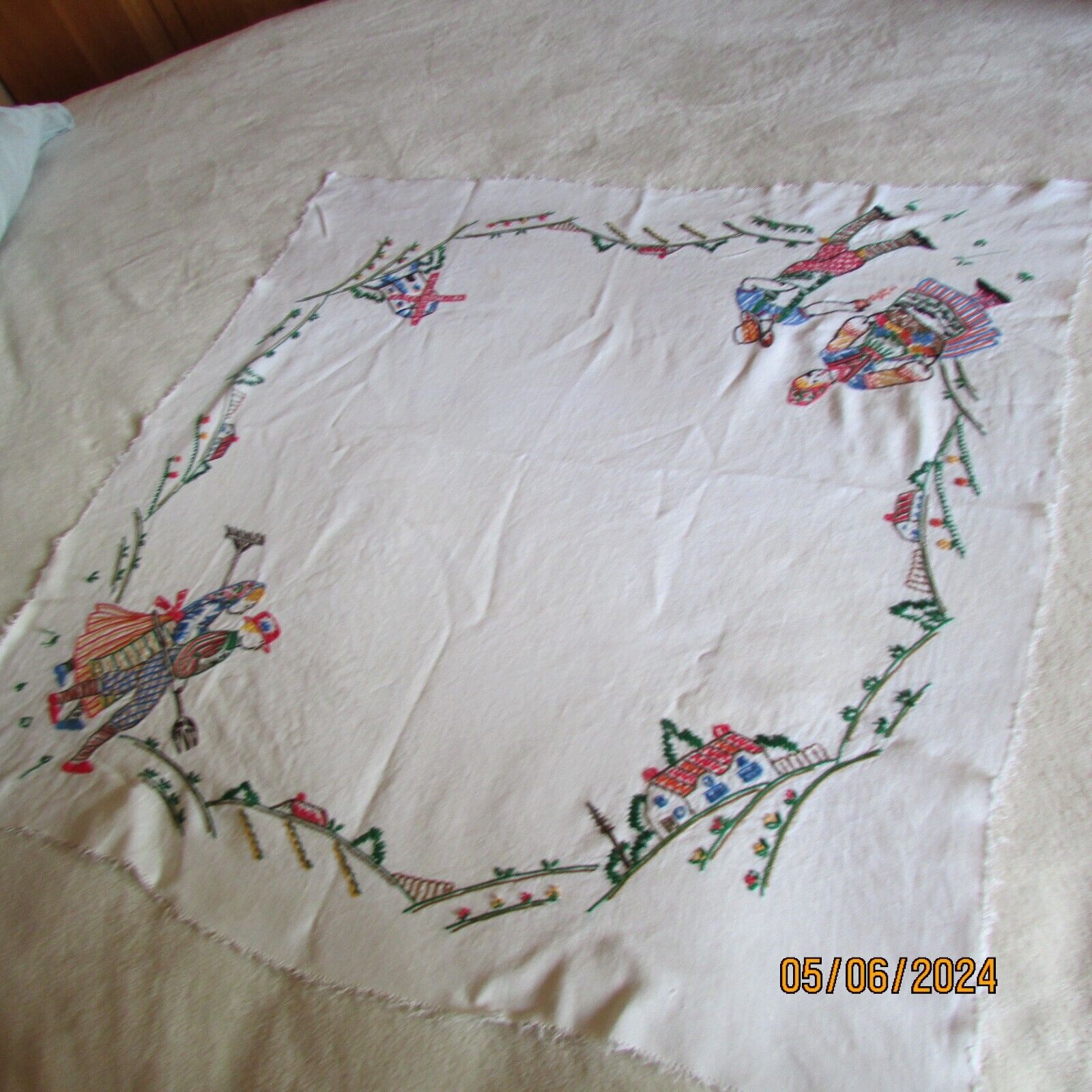 vintage white cotton table cloth ,needle work design