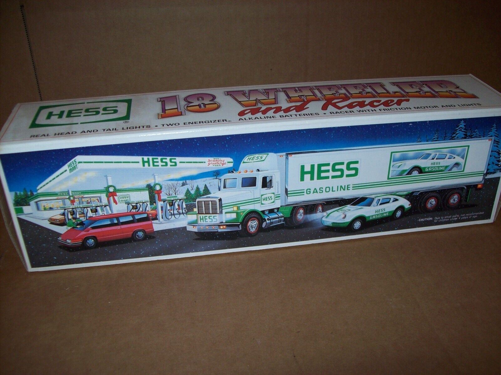 Vintage 1992 Hess Toy 18 Wheeler & Racer New open box
