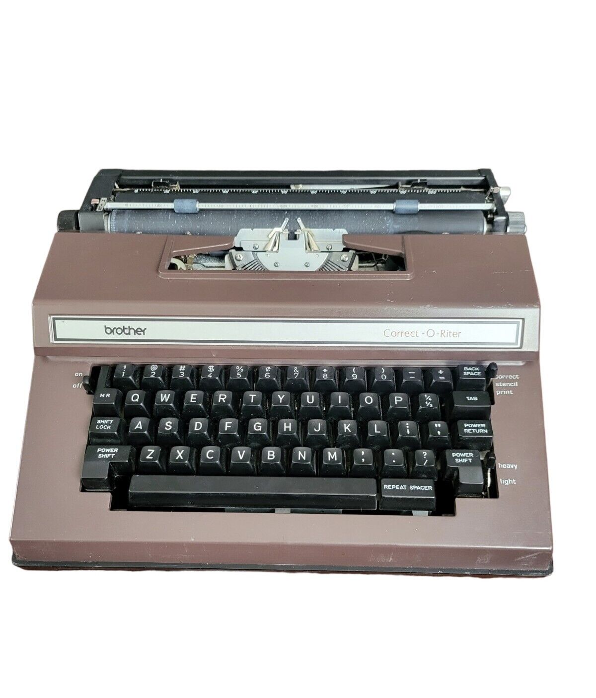 Brother Correct-O-Riter Electric  Portable Typewriter Model 3800 w/Case TESTED