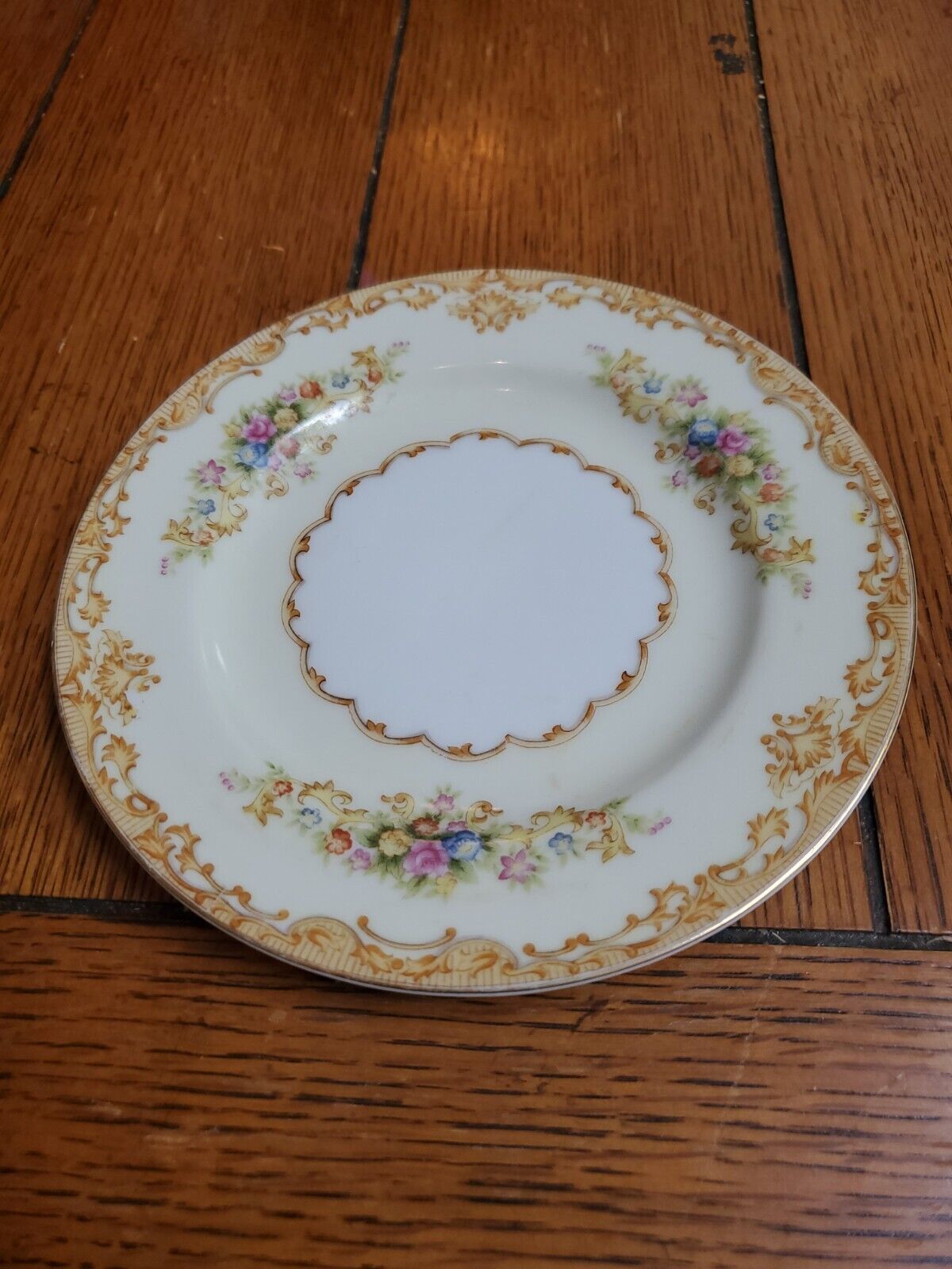 VINTAGE JYOTO CHINA OCCUPIED JAPAN FLORAL DESSERT/BREAD AND BUTTER PLATE 6 INCH