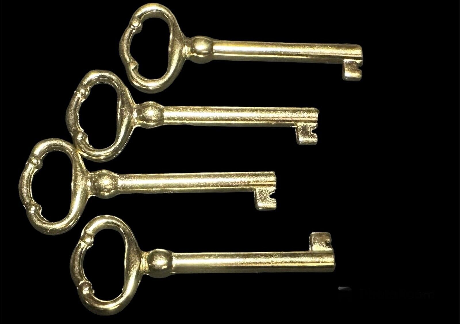 LOT OF 4 VTG Barrel Brass Antique Skeleton Key Approx 2.5