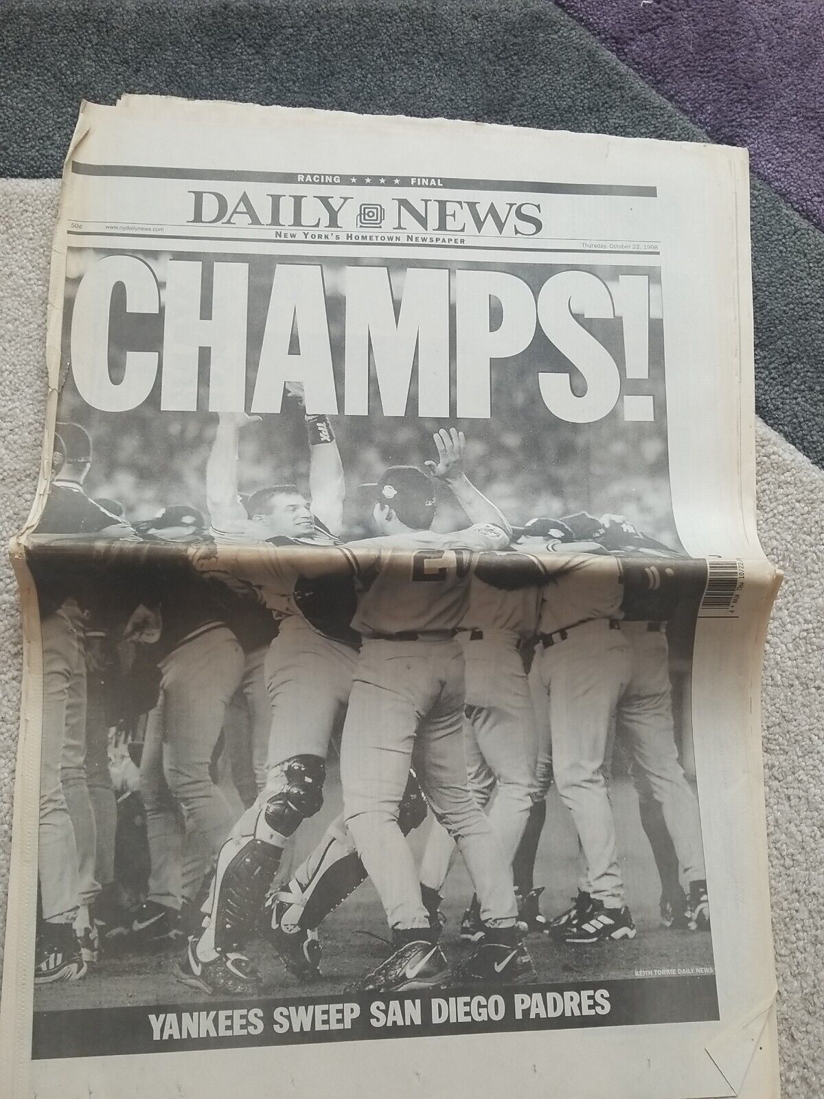 new york yankees daily news newspaper Oct 22 1998 world series champs mlb paper