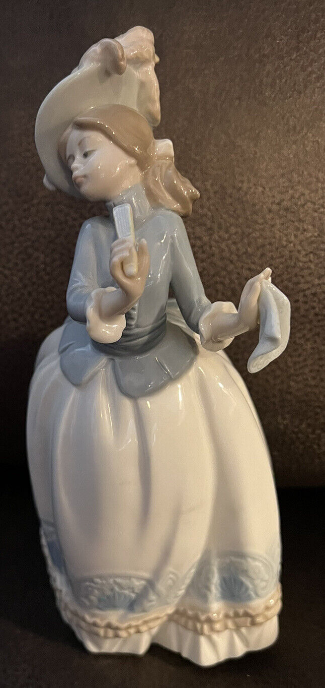 LLADRO NAO 469 Little Lady Retired Mint No Box Hard to Find L@@K