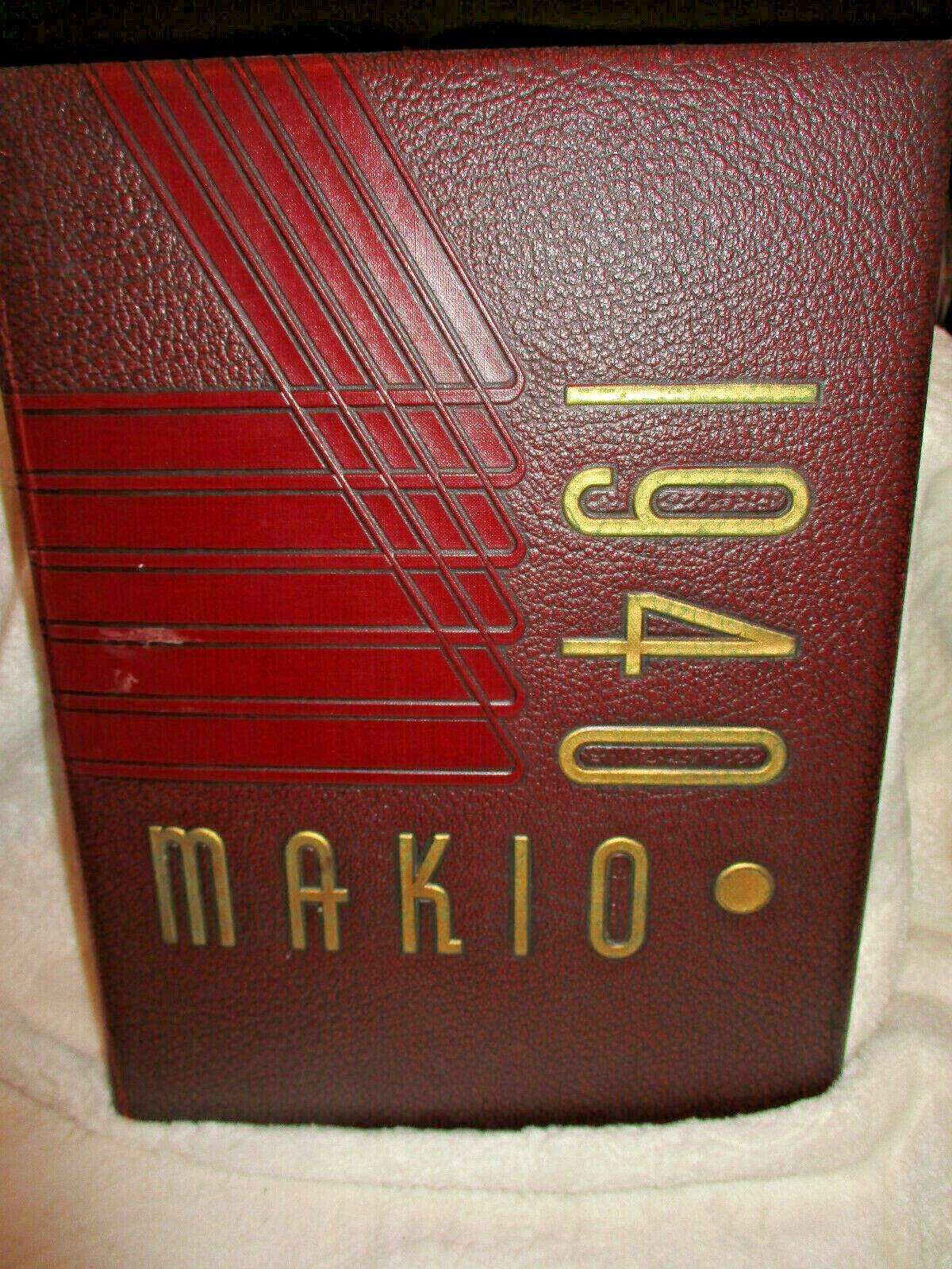 Vintage~59th Volume~MAKIO~Ohio State~1940~Yearbook~Columbus, OH