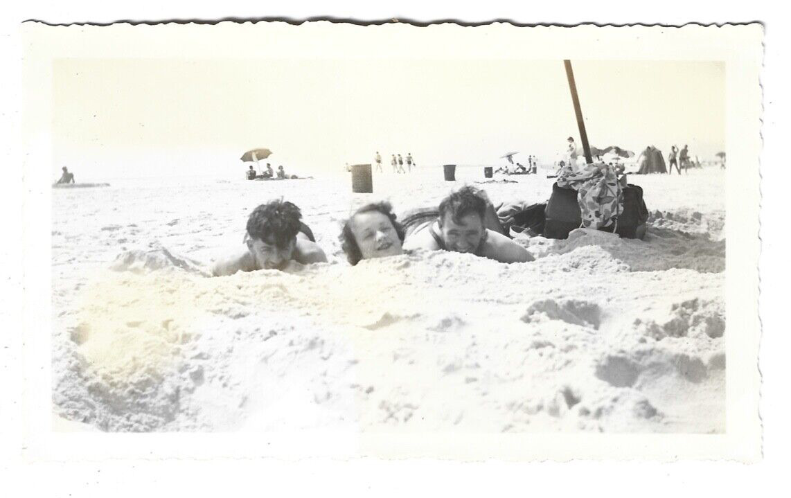 Odd Funny Vintage Photo Cute Girl Buried up to Neck in Sand HECKSCHER PARK NY