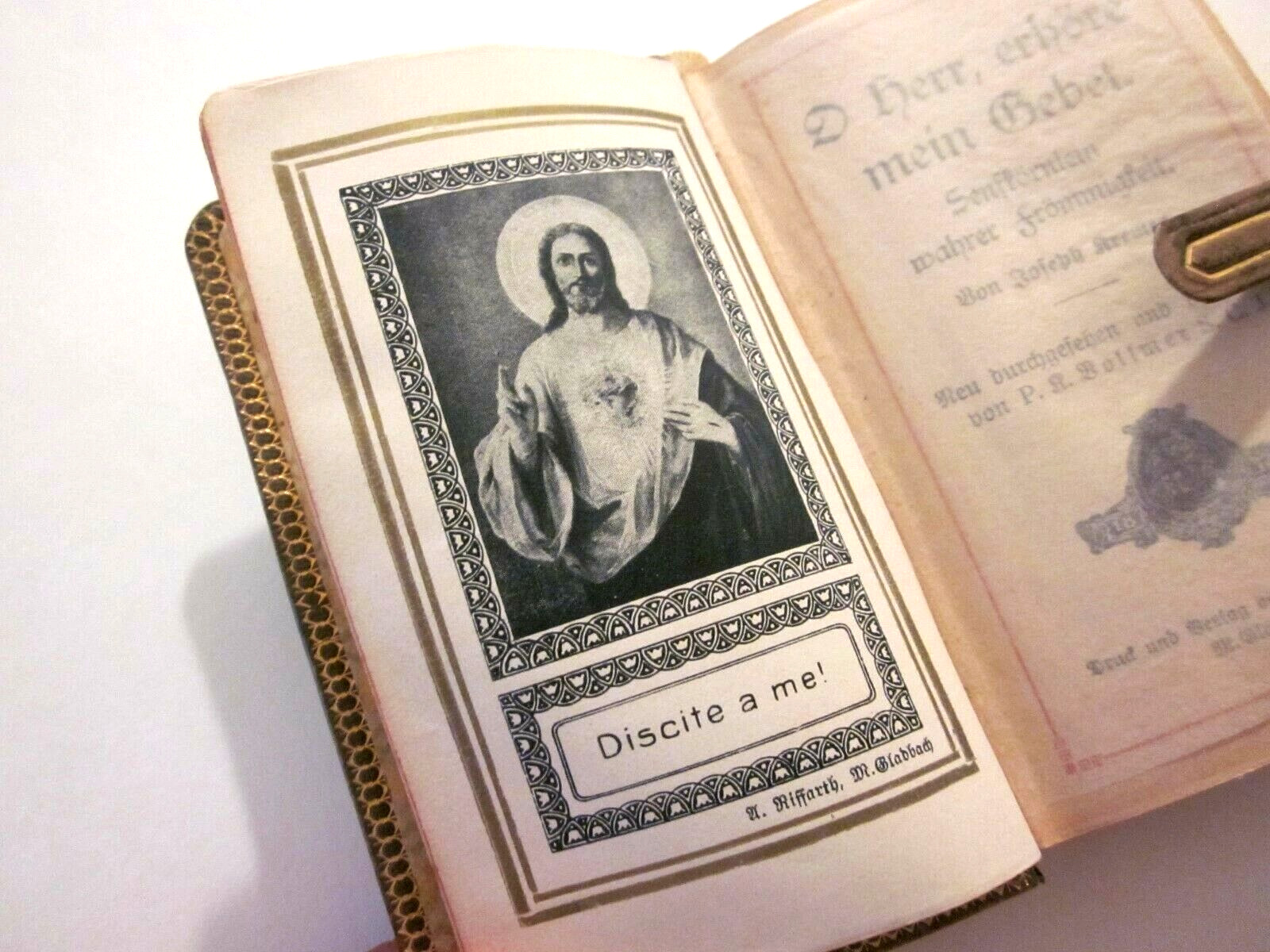 BIBLE 1911 ANTIQUE GERMAN LANGUAGE MINATURE 4.5 x 3 INCHES COLLECTIBLE UNIQUE  
