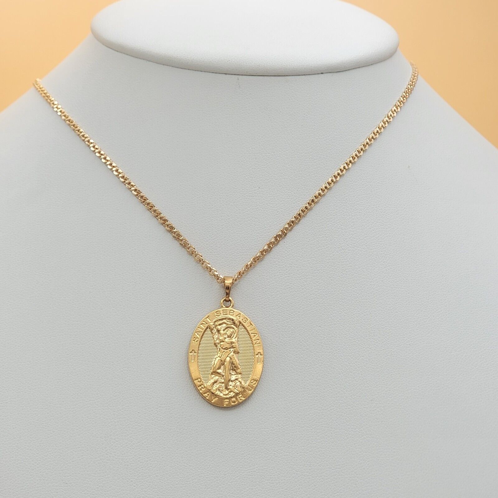 18K Gold Plated Saint Sebastian Pray for Us Pendant Chain Necklace Oro laminado