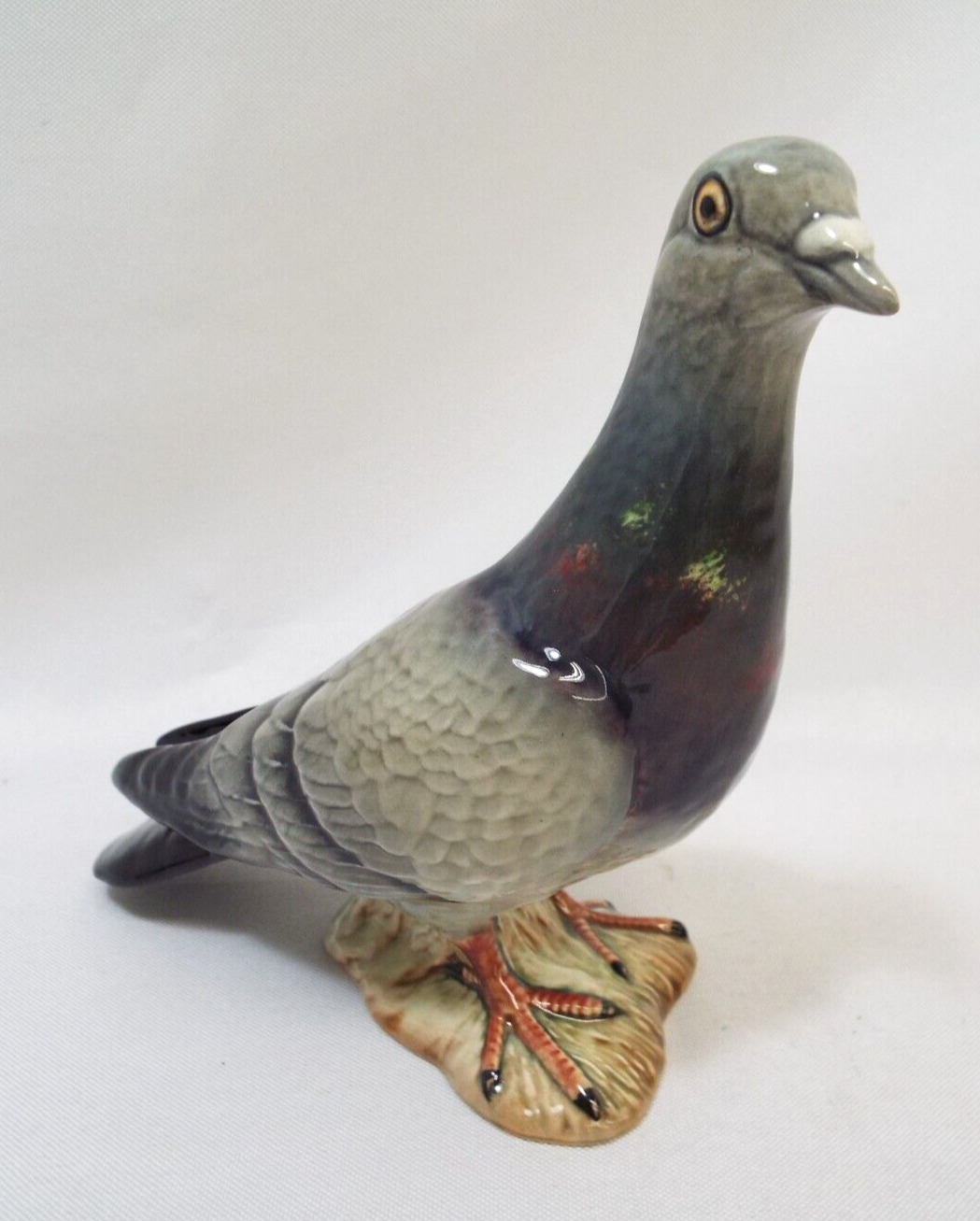 Vintage 1950s BESWICK Pigeon Bird Figurine 1383 ENGLAND Excellent Overall