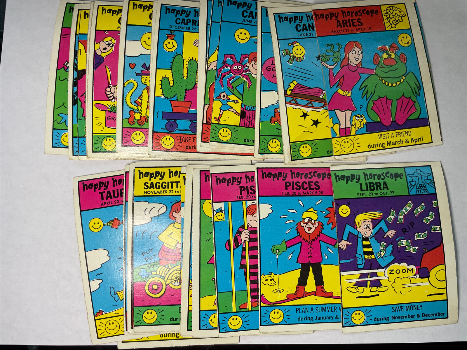 1972 PHILADELPHIA GUM HAPPY HOROSCOPES PARTIAL SET (25 LOT) TRADING CARDS