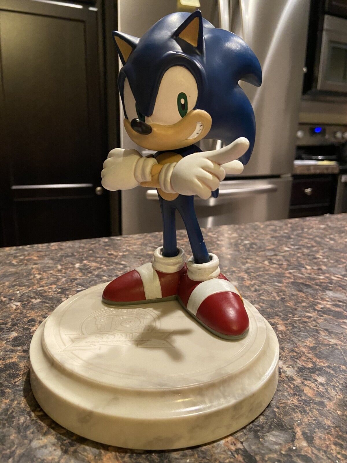 Sonic the Hedgehog 10th Anniversary Statue RARE WITH BOX ONLY 500 EVER MADE 
